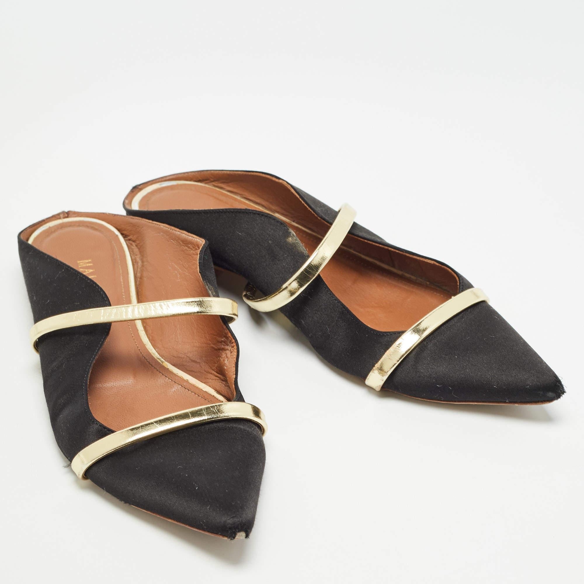 Malone Souliers Schwarz/Gold Satin und Leder Maureen flache Pantoletten aus Satin Größe 38 Damen im Angebot
