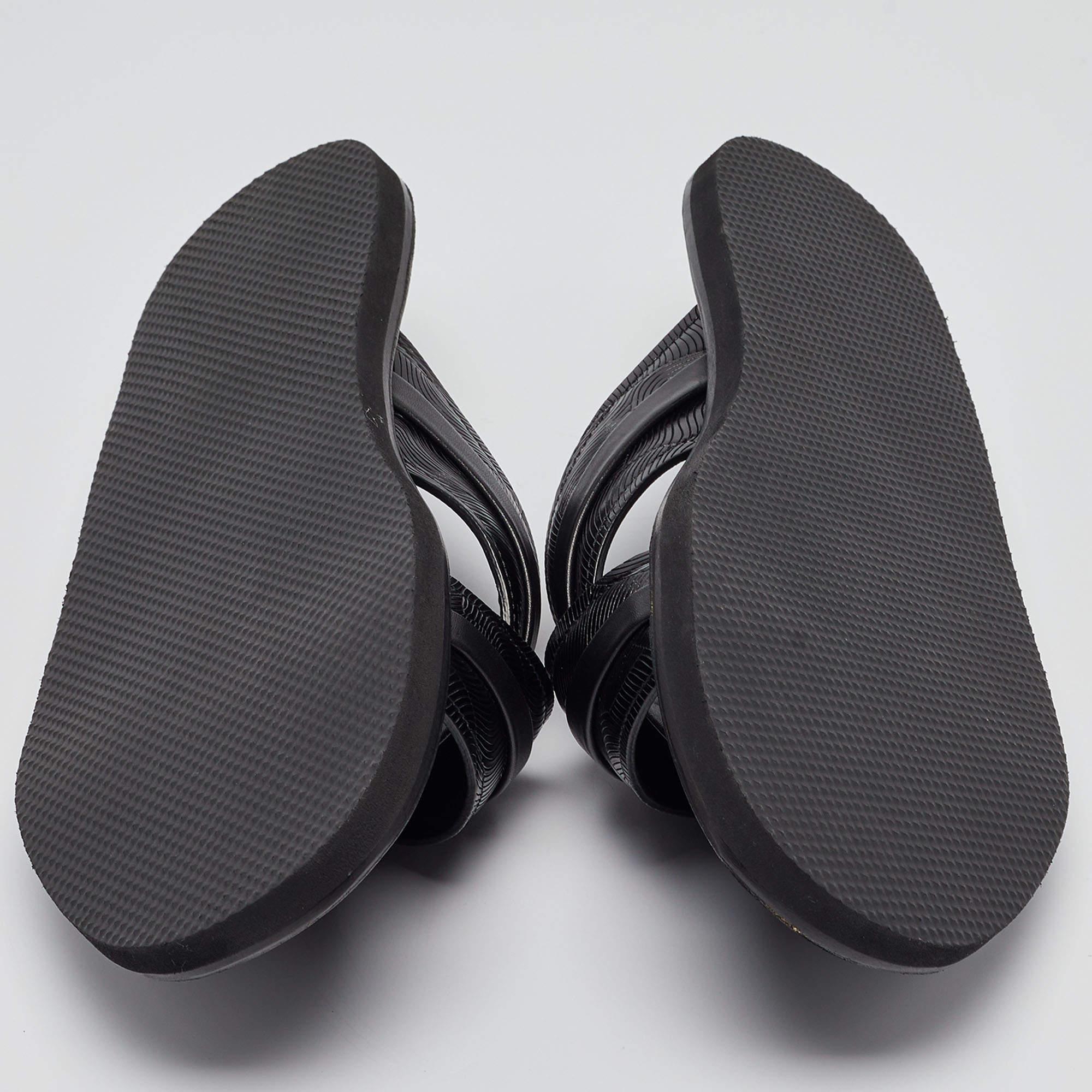 Malone Souliers Slides en cuir texturé noir Taille 43 en vente 2