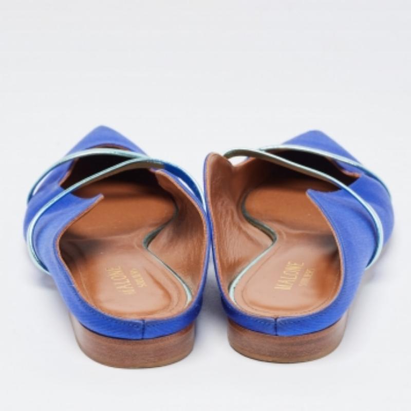 Malone Souliers Bailarinas Maureen de raso y cuero azul/metálico Talla 37 en Bueno estado para la venta en Dubai, Al Qouz 2