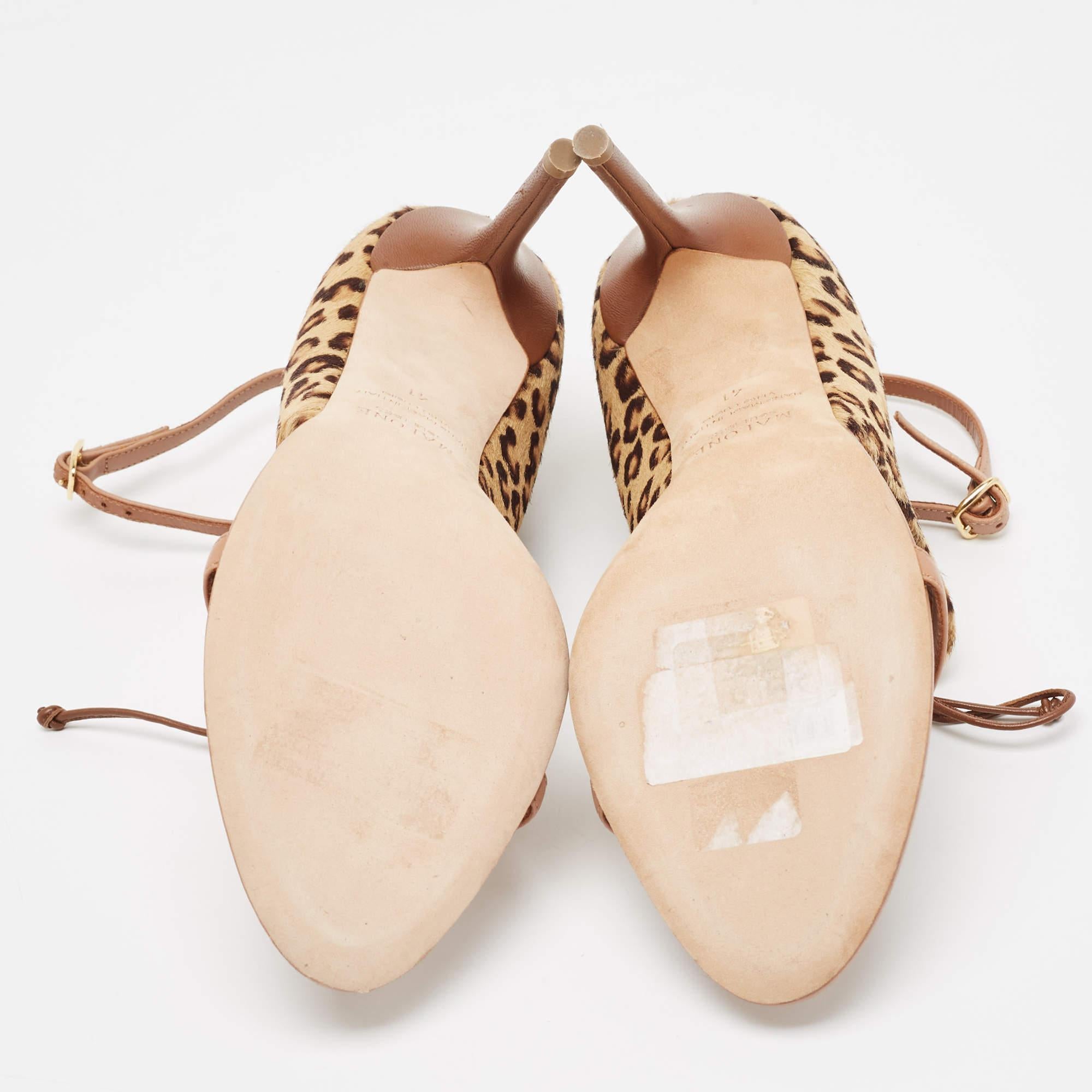 Sandalias con tira al tobillo de pelo de becerro marrón/beige Malone Souliers talla 41 en venta 1