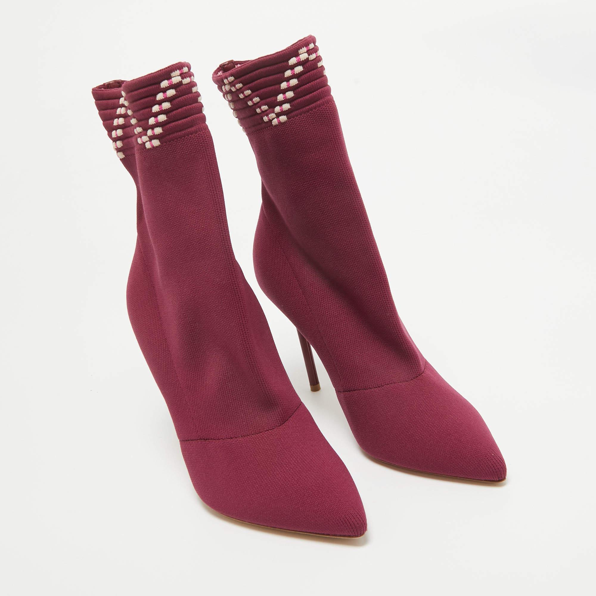 Botas tobilleras de tejido de punto burdeos Malone Souliers talla 39 en Excelente estado para la venta en Dubai, Al Qouz 2