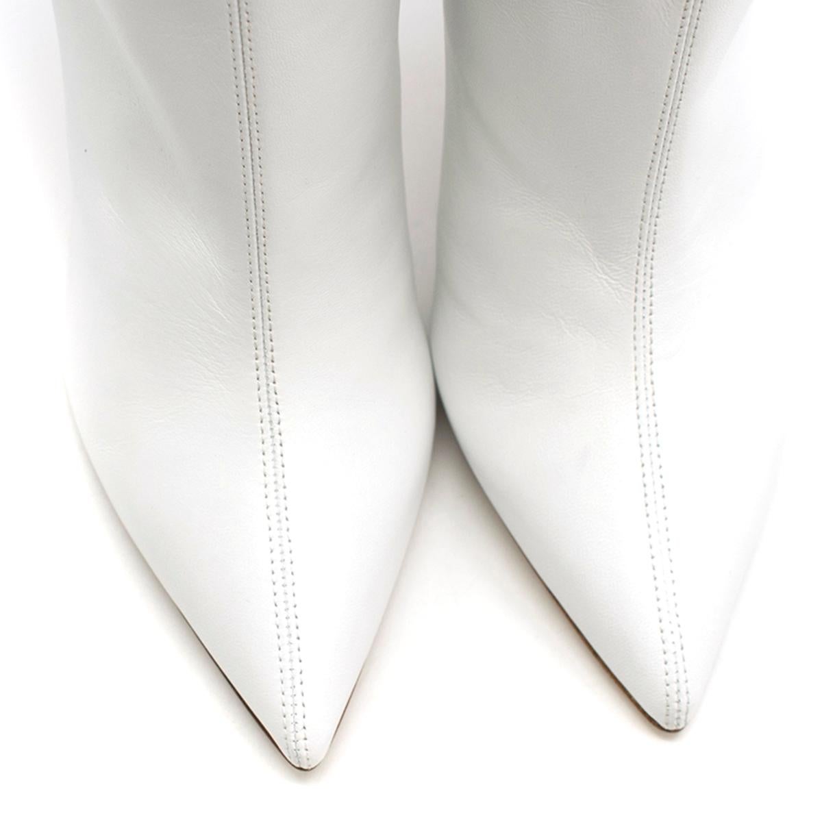 Malone Souliers Daisy 100 white leather ankle boots - Current Season US 9 In New Condition For Sale In London, GB