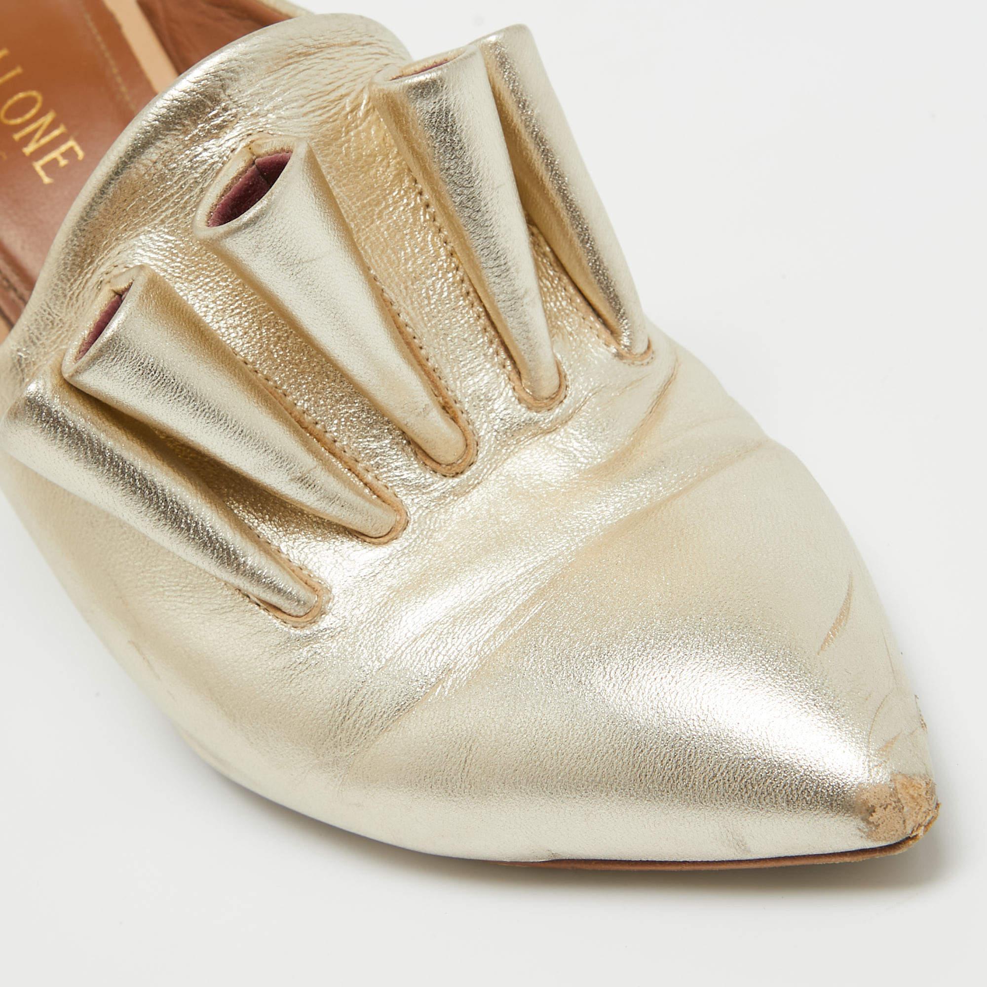 Malone Souliers Mules de cuero dorado con tacón en bloque Talla 37.5 en venta 3