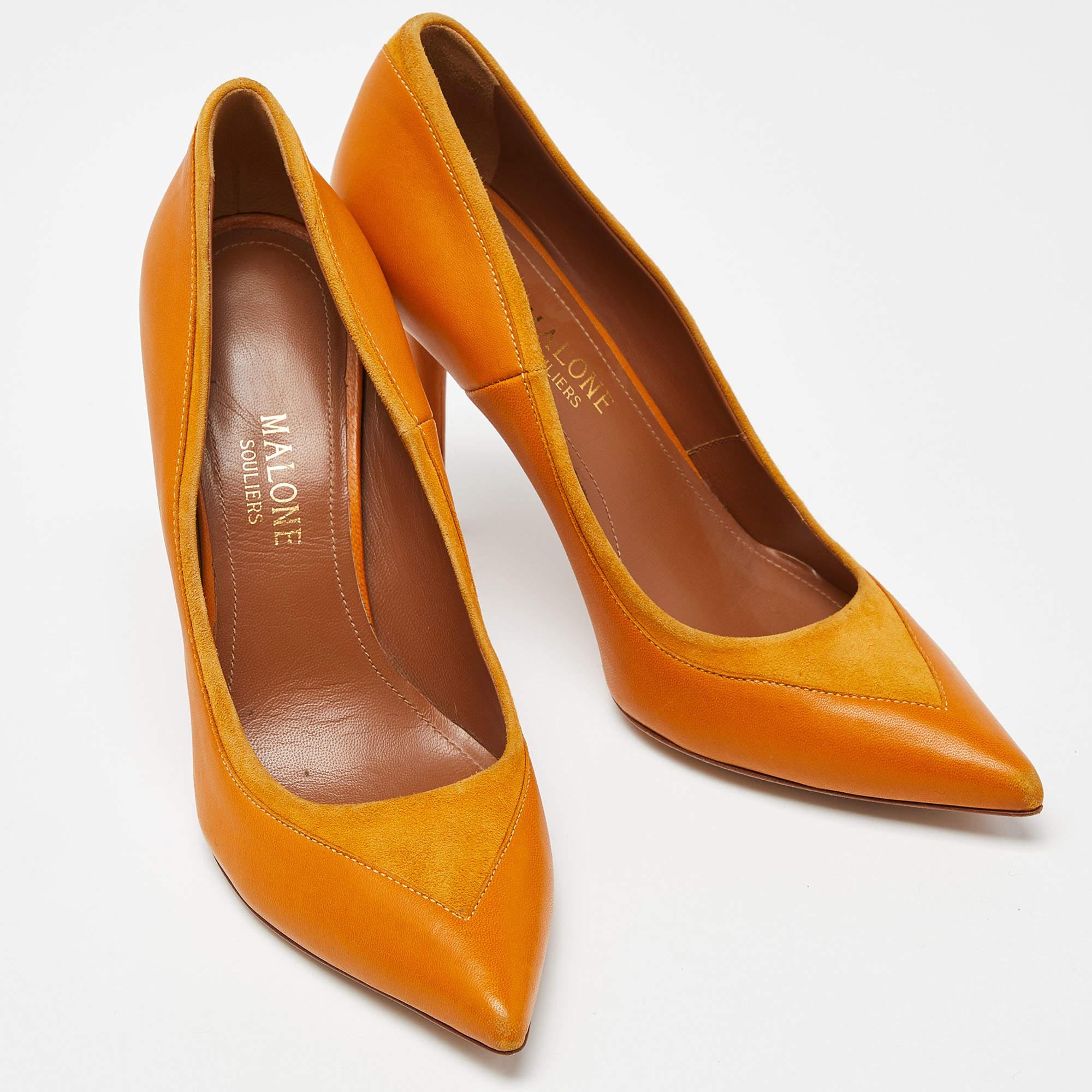 Malone Souliers escarpins à bout pointu en cuir et daim moutarde taille 39 État moyen - En vente à Dubai, Al Qouz 2