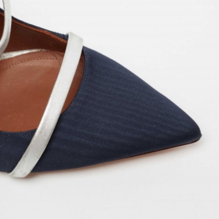 Malone Souliers escarpins Maureen bleu marine/argenté en toile moire et cuir, taille 38 en vente 2