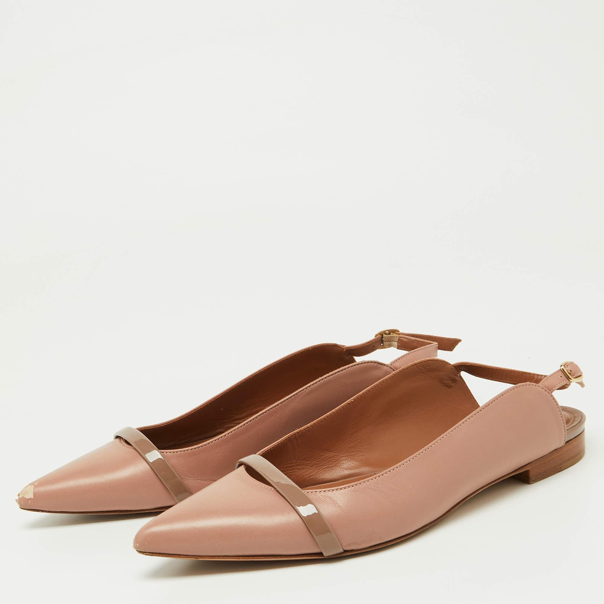 Designed for go getters these mules are made for everyday use so that you can be a stylish achiever each day. Be it any occasion they will match any outfit like a dream.