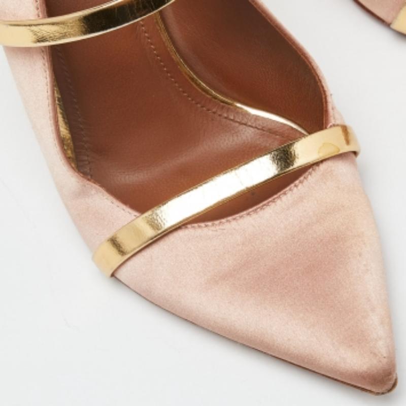 Malone Souliers Pfirsichfarbene Maureen Pantoletten aus Satin und Leder Größe 37 Damen im Angebot