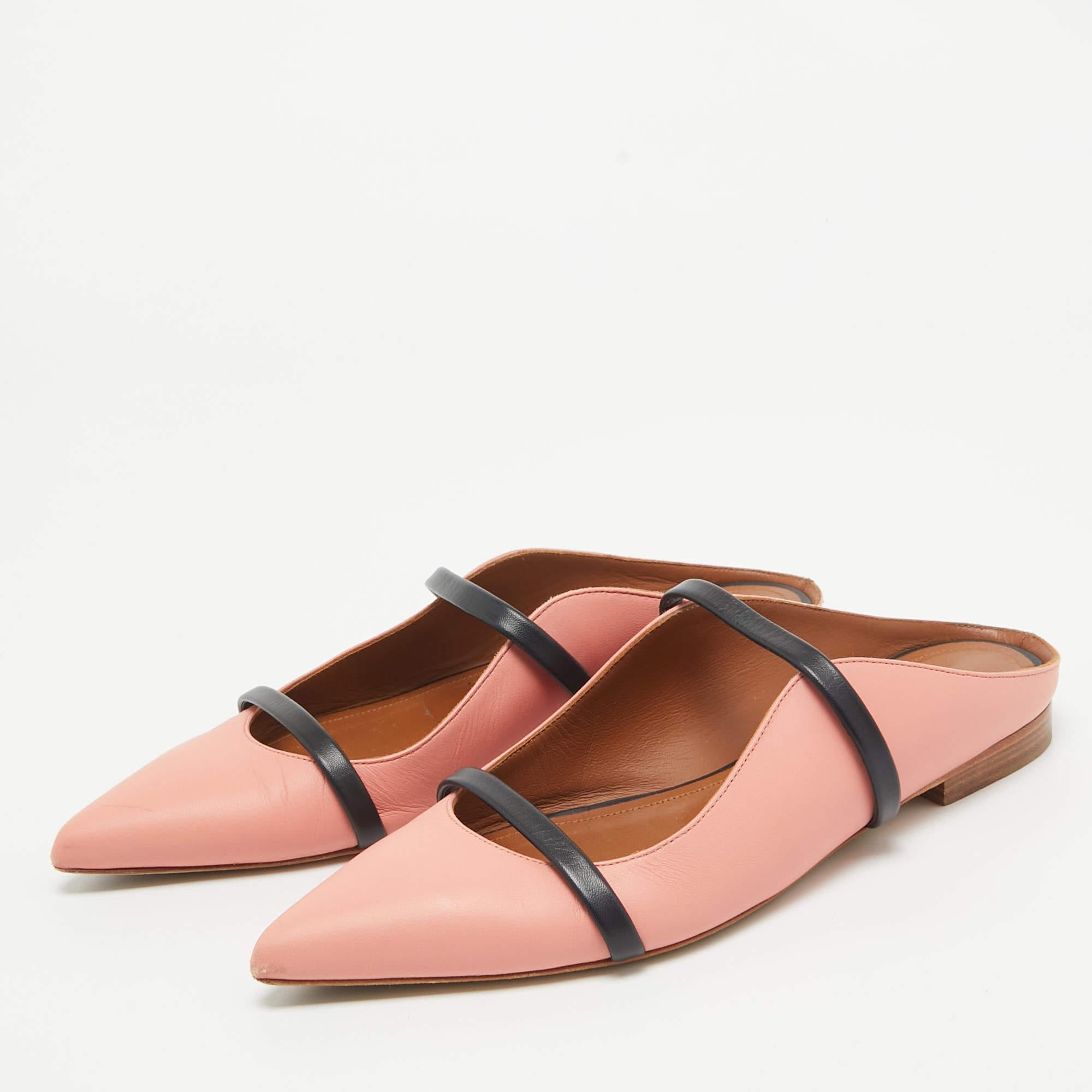 Designed for go getters these mules are made for everyday use so that you can be a stylish achiever each day. Be it any occasion they will match any outfit like a dream.
