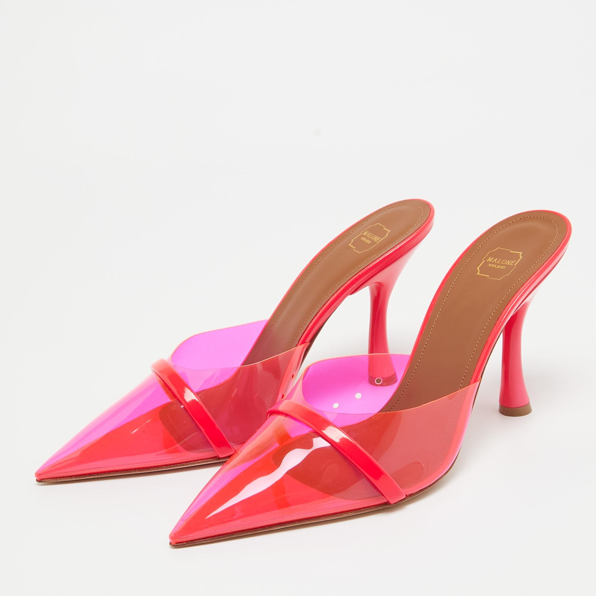 Malone Souliers Pink PVC and Patent Joella Mules Size 38 In Good Condition For Sale In Dubai, Al Qouz 2