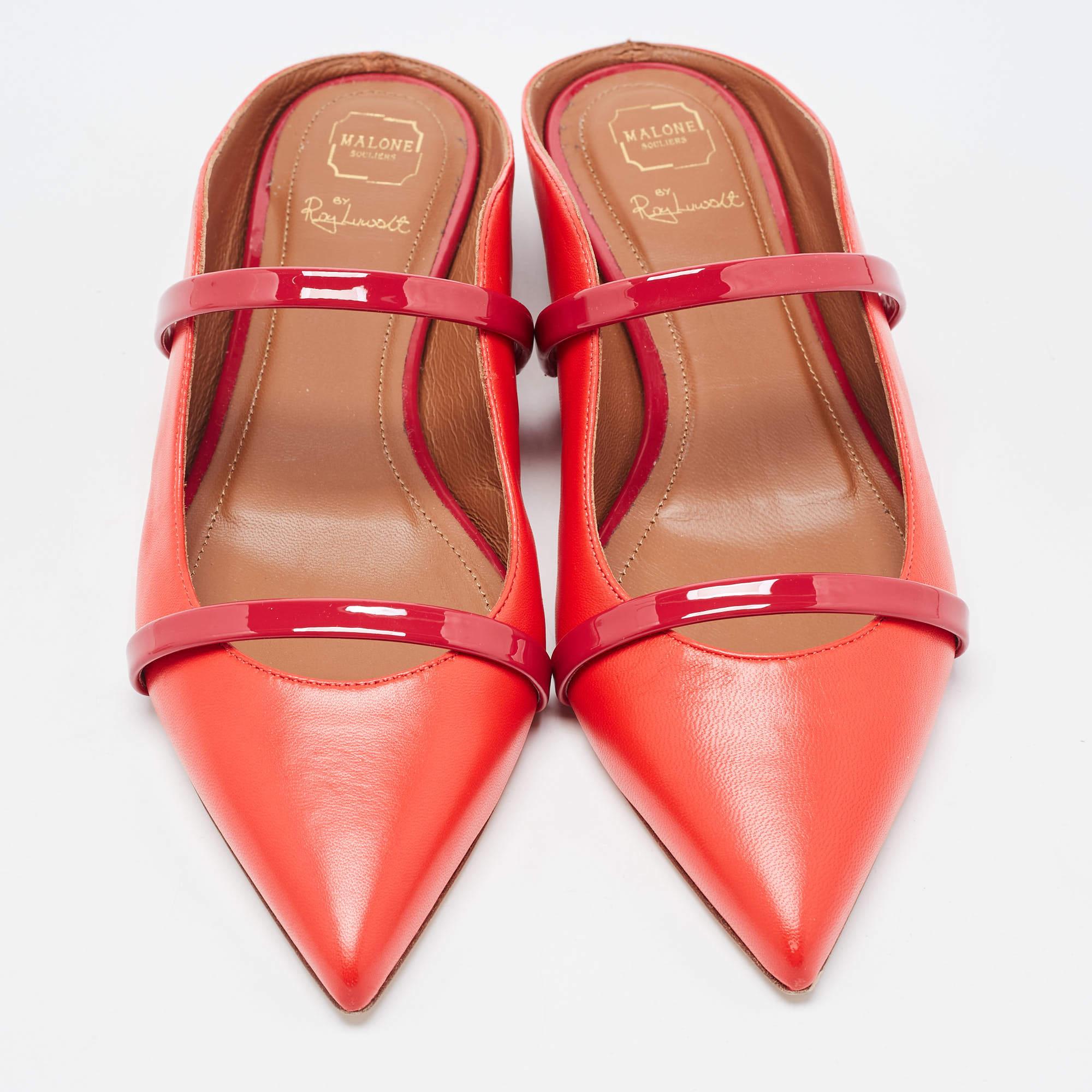 These iconic Maureen flats are not only graceful and chic but also highly comfortable. Crafted from leather in a red hue, the strap highlights the shape of your feet. The pointed-toe silhouette completes these stunning flats so that you can flaunt