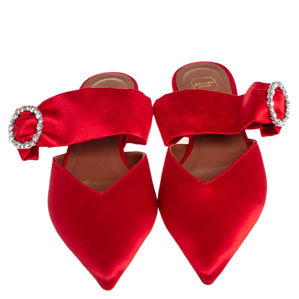 Malone Souliers Red Satin Maite Crystal Buckle Flats Size 36 In Excellent Condition In Dubai, Al Qouz 2