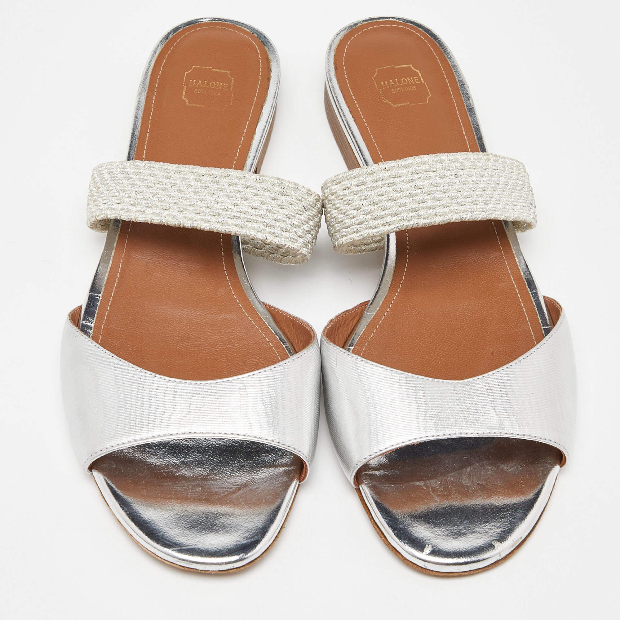 Malone Souliers Argento Pelle Milena Scivoli Piatti Taglia 40 In condizioni buone in vendita a Dubai, Al Qouz 2