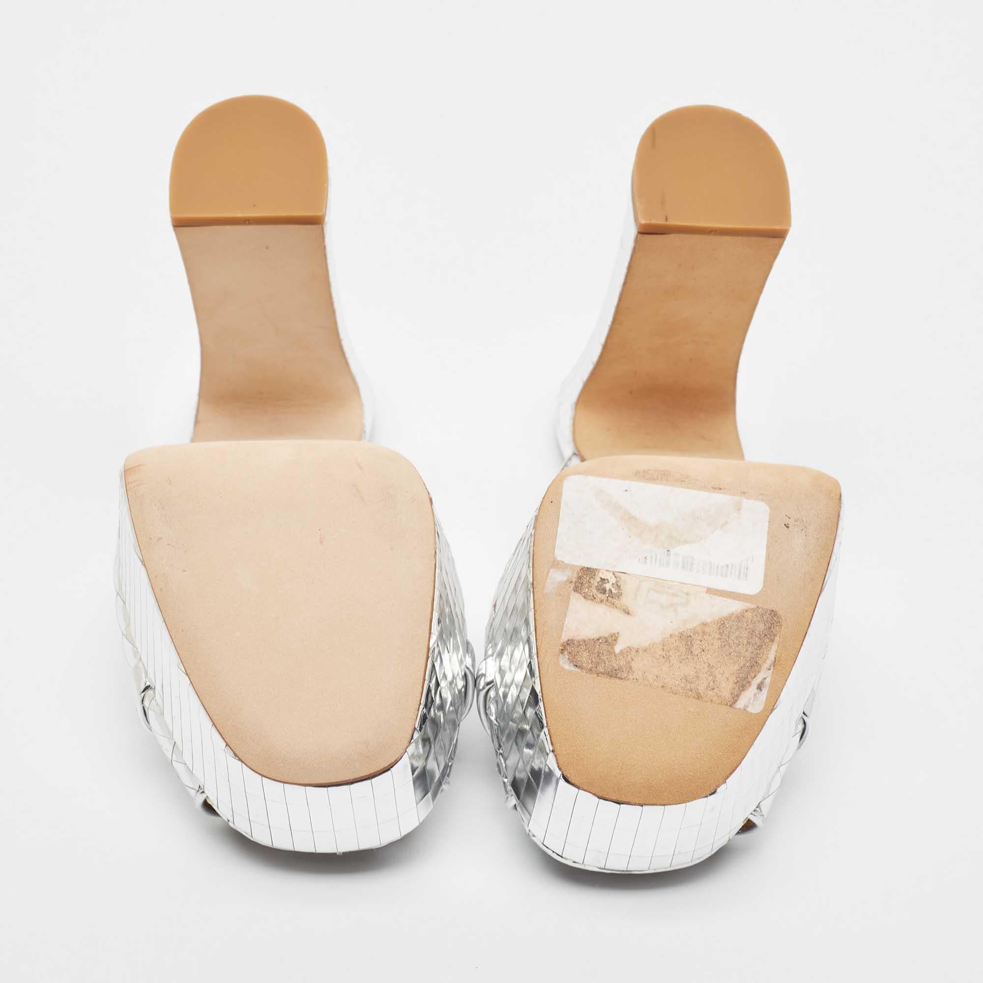 Malone Souliers Silver Leather Yasmine Slide Sandals Size 36 For Sale 1
