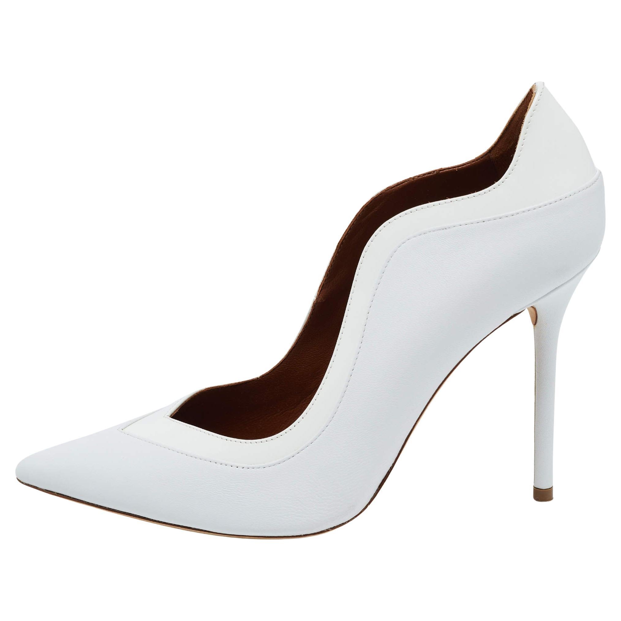 Malone Souliers White Leather and Patent Penelope Pointed Toe Pumps Size 39.5 For Sale