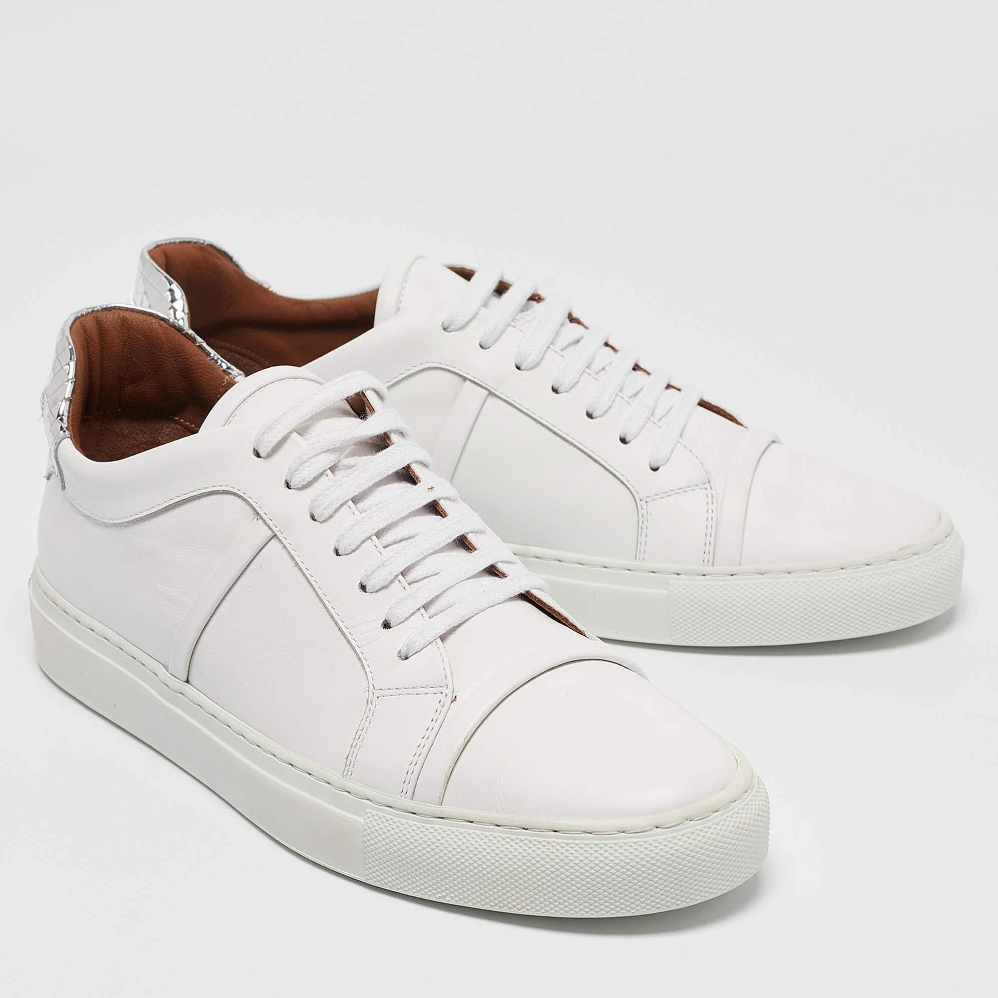 Malone Souliers Zapatillas con cordones Musa de piel blanca Talla 40.5 en Excelente Estado en Dubai, Al Qouz 2