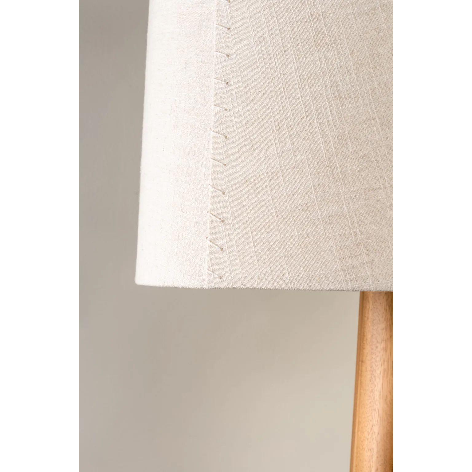Messicano Lampada da terra Malva Contemporary in Wood con paralume in lino di Isabel Moncada in vendita
