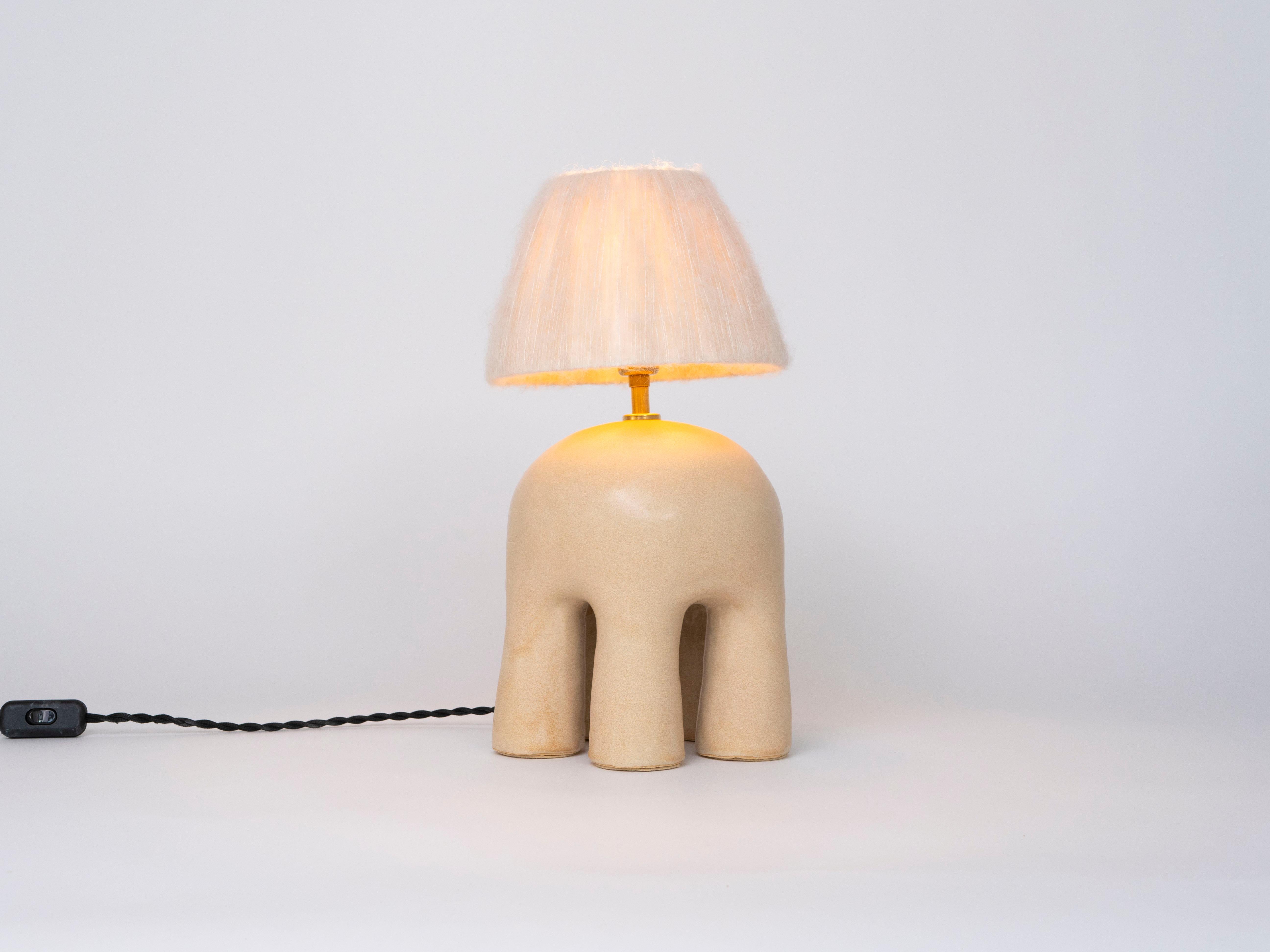 Vernissé Lampe de Table Malvern - Crème Satin en vente