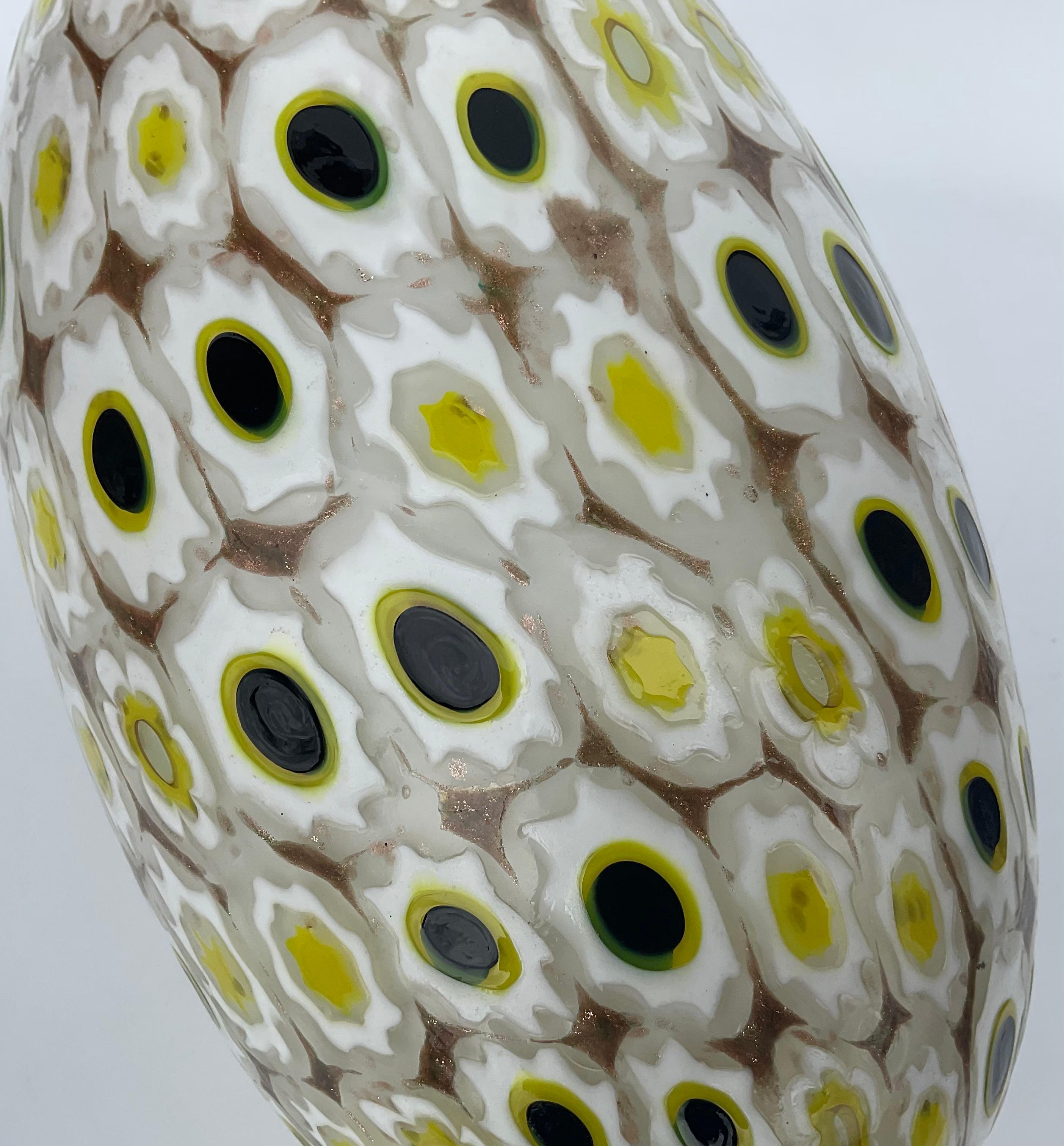 Malvino Pavanello E Figli Murano Glass Murrine Flower Millefiori Vase In Good Condition For Sale In Ann Arbor, MI