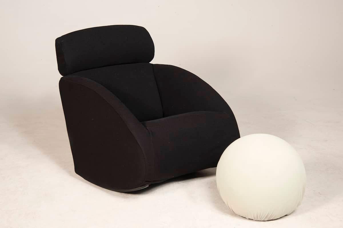Late 20th Century Mama Baleri Italia Black Rocking Armchair and White Spherical Pouf For Sale