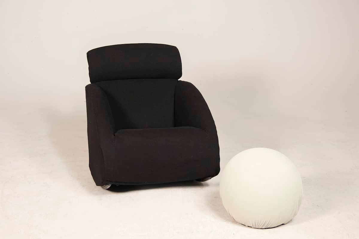 Mama Baleri Italia Black Rocking Armchair and White Spherical Pouf For Sale 1