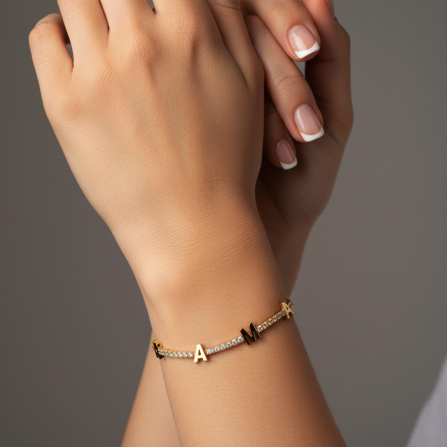 Questo squisito bracciale 