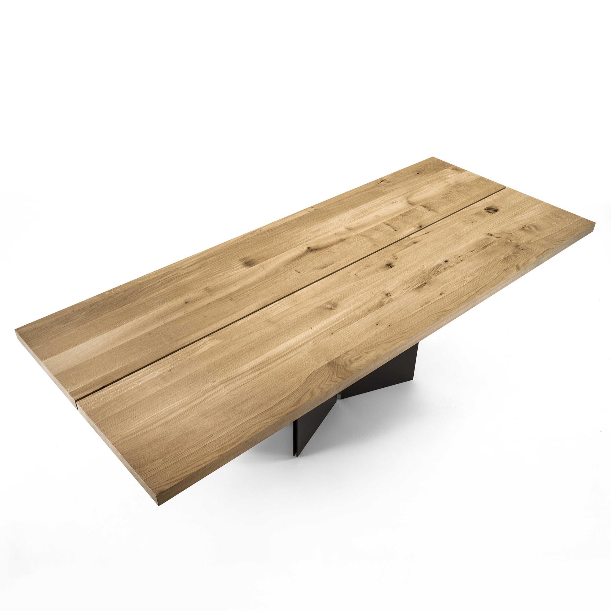 Contemporary Mamba Dining Table For Sale