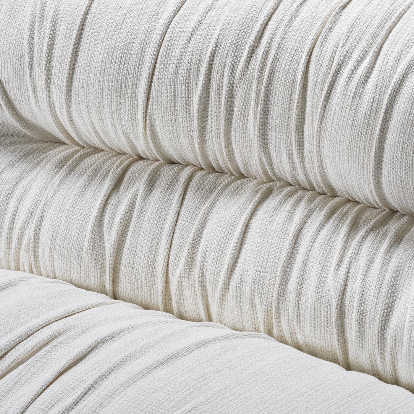 Mambo White Modular Sofa by Lorenza Bozzoli In New Condition For Sale In Milan, IT
