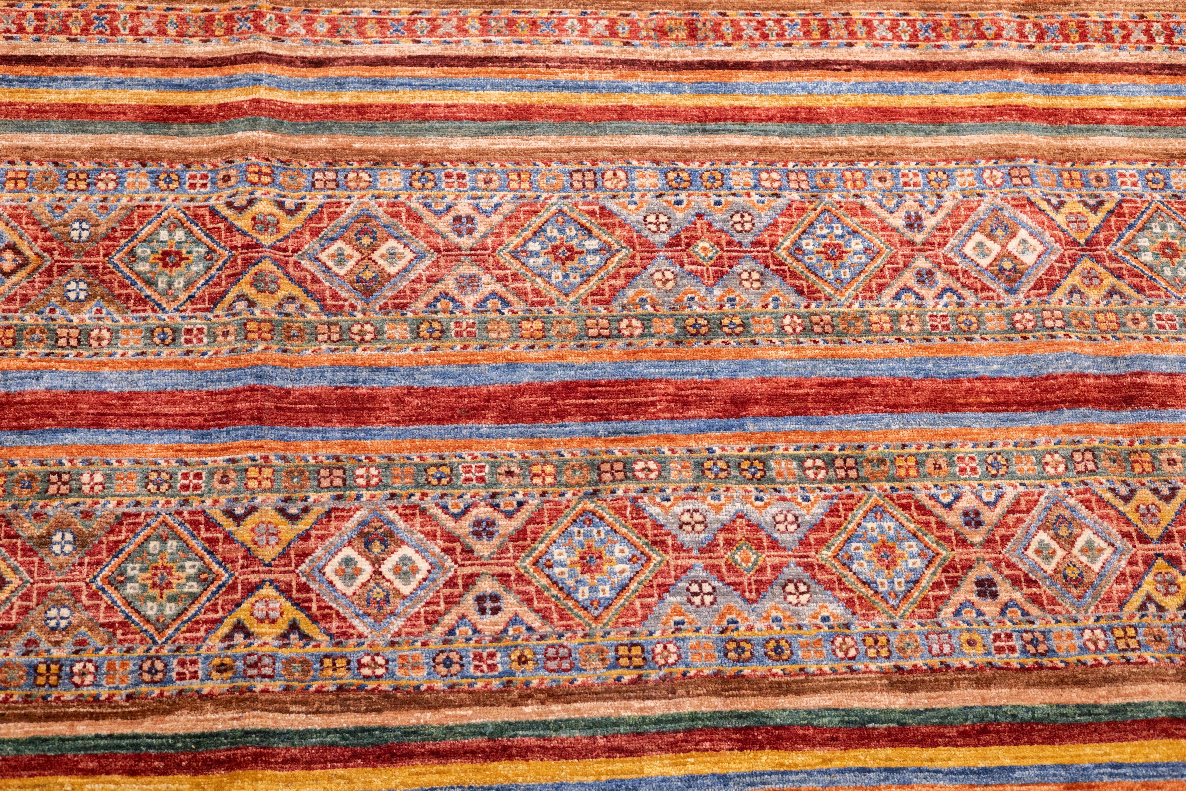 Tapis Mamlok 5'5'' x 8'11'' en vente 4