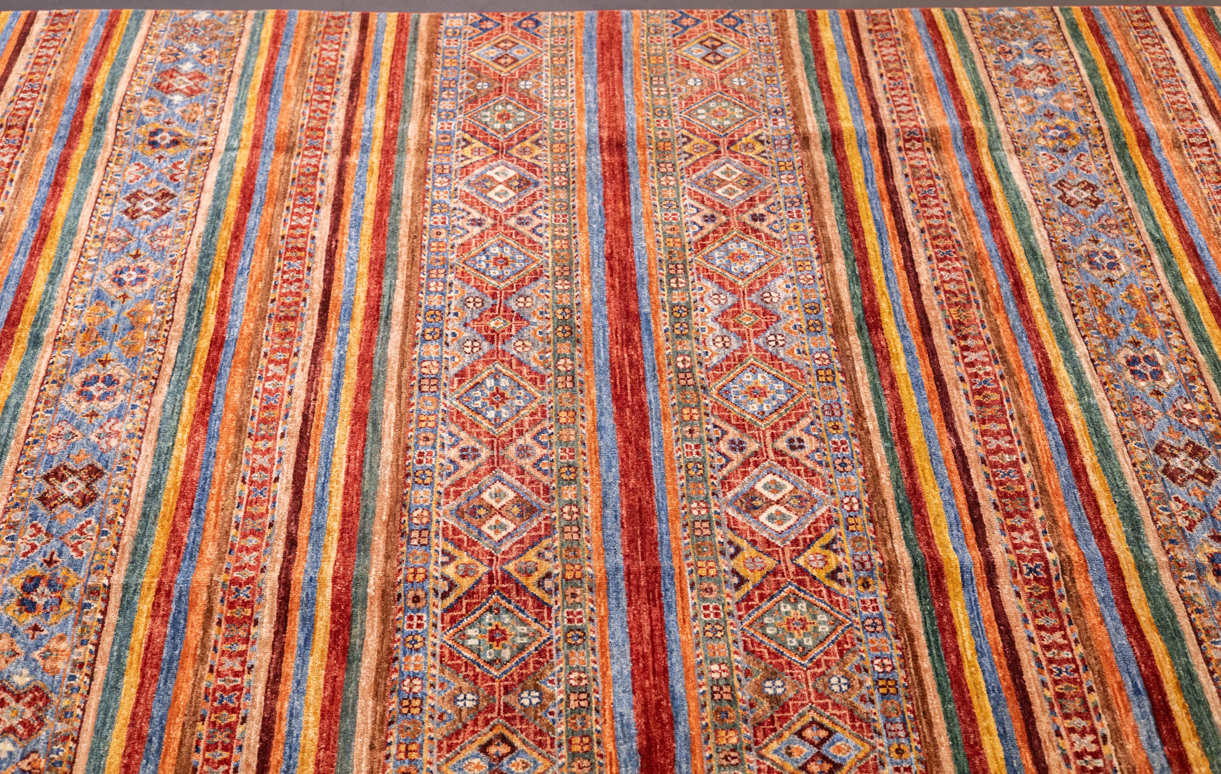 Tapis Mamlok 5'5'' x 8'11'' Neuf - En vente à New York, NY