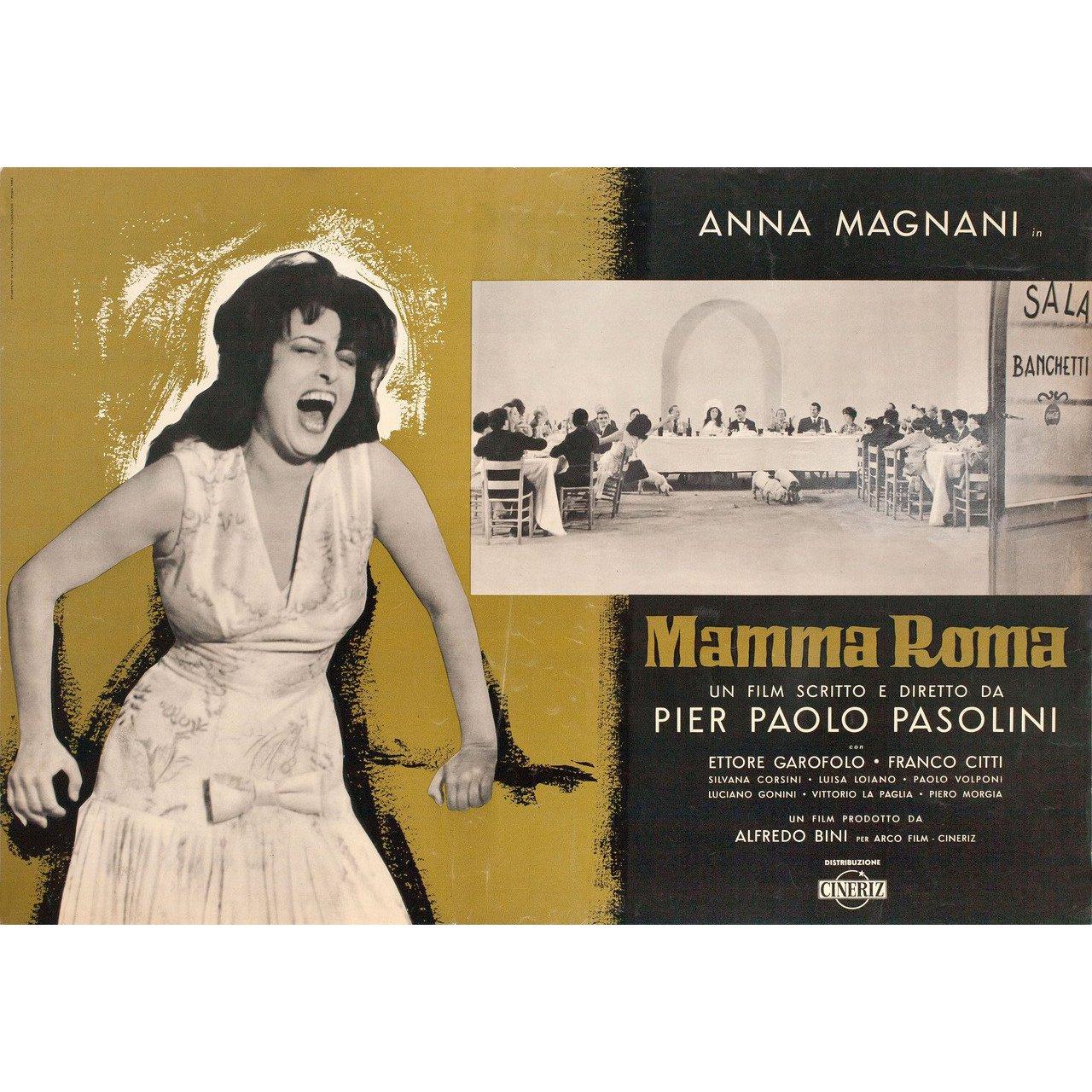 Affiche originale de 1962 pour le film Mamma Roma réalisé par Pier Paolo Pasolini avec Anna Magnani / Ettore Garofolo / Franco Citti / Silvana Corsini. Très bon état, roulé. Veuillez noter que la taille est indiquée en pouces et que la taille réelle