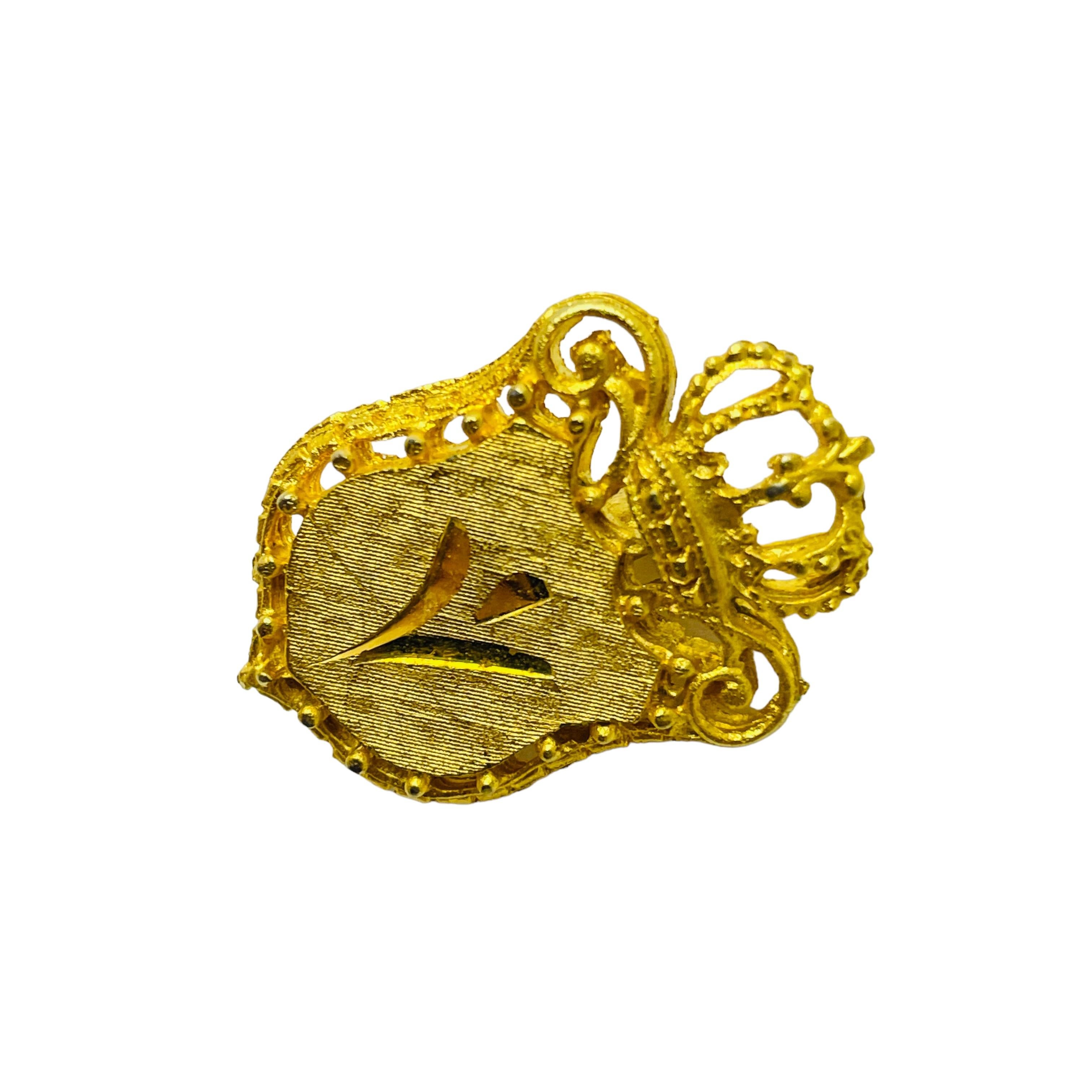 MAMSELLE signed vintage gold shield small designer brooch pin In Good Condition For Sale In Palos Hills, IL