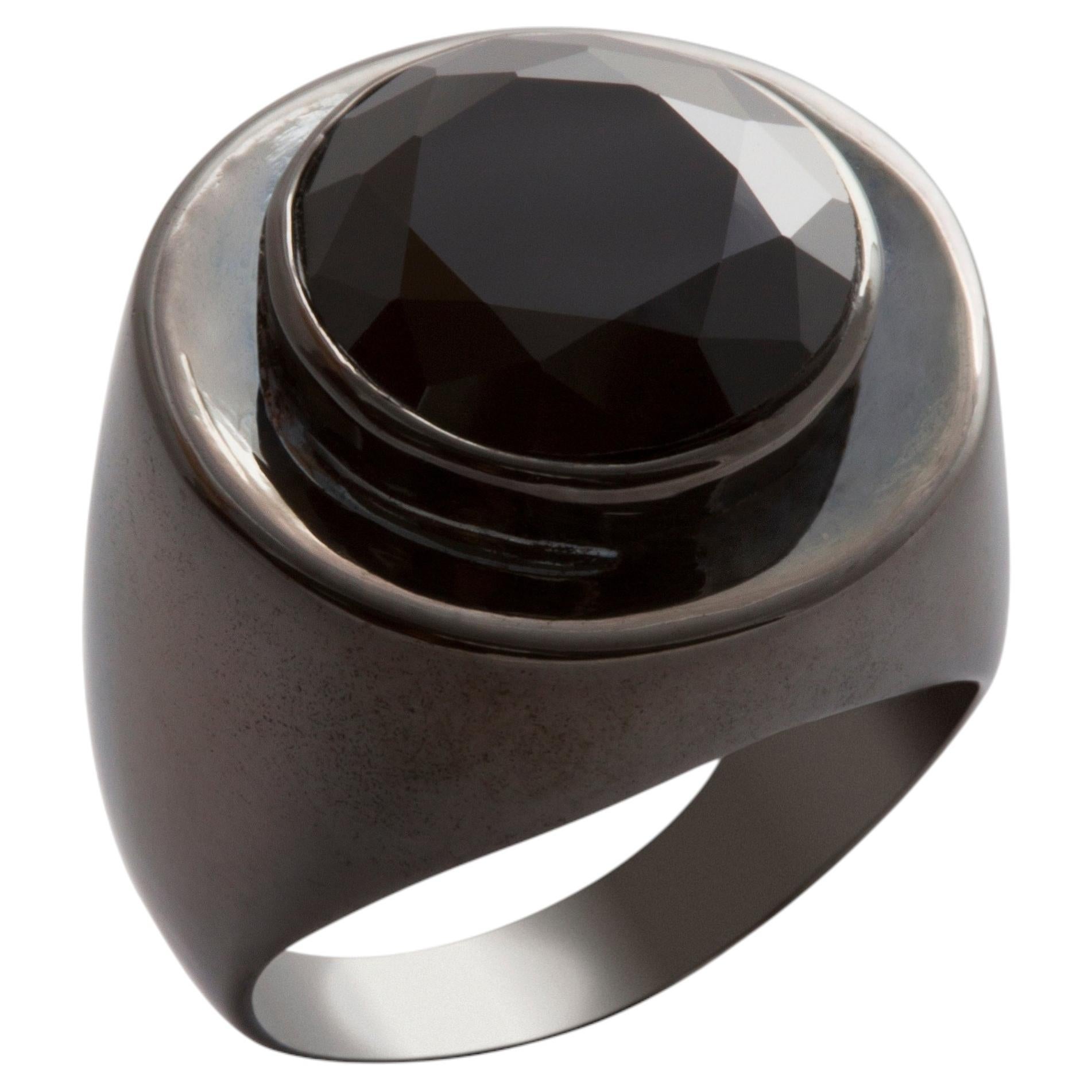 Man Black Quartz Sterling Silver Burnished Ring Made in Italy For Sale