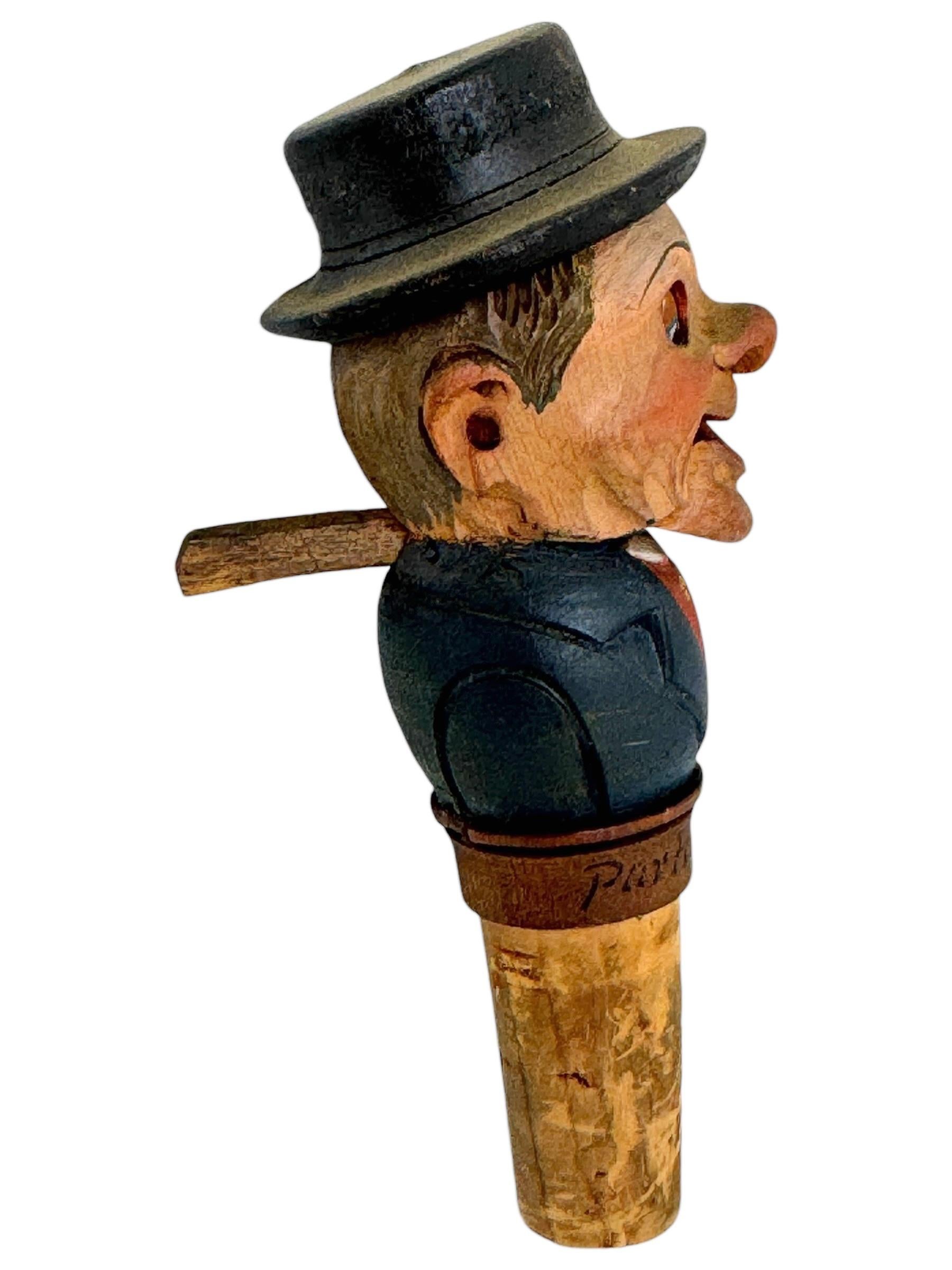 Man Hand Carved and Painted Black Forest Mechanical Wooden Bottle Stopper, 1930s In Good Condition For Sale In Nuernberg, DE