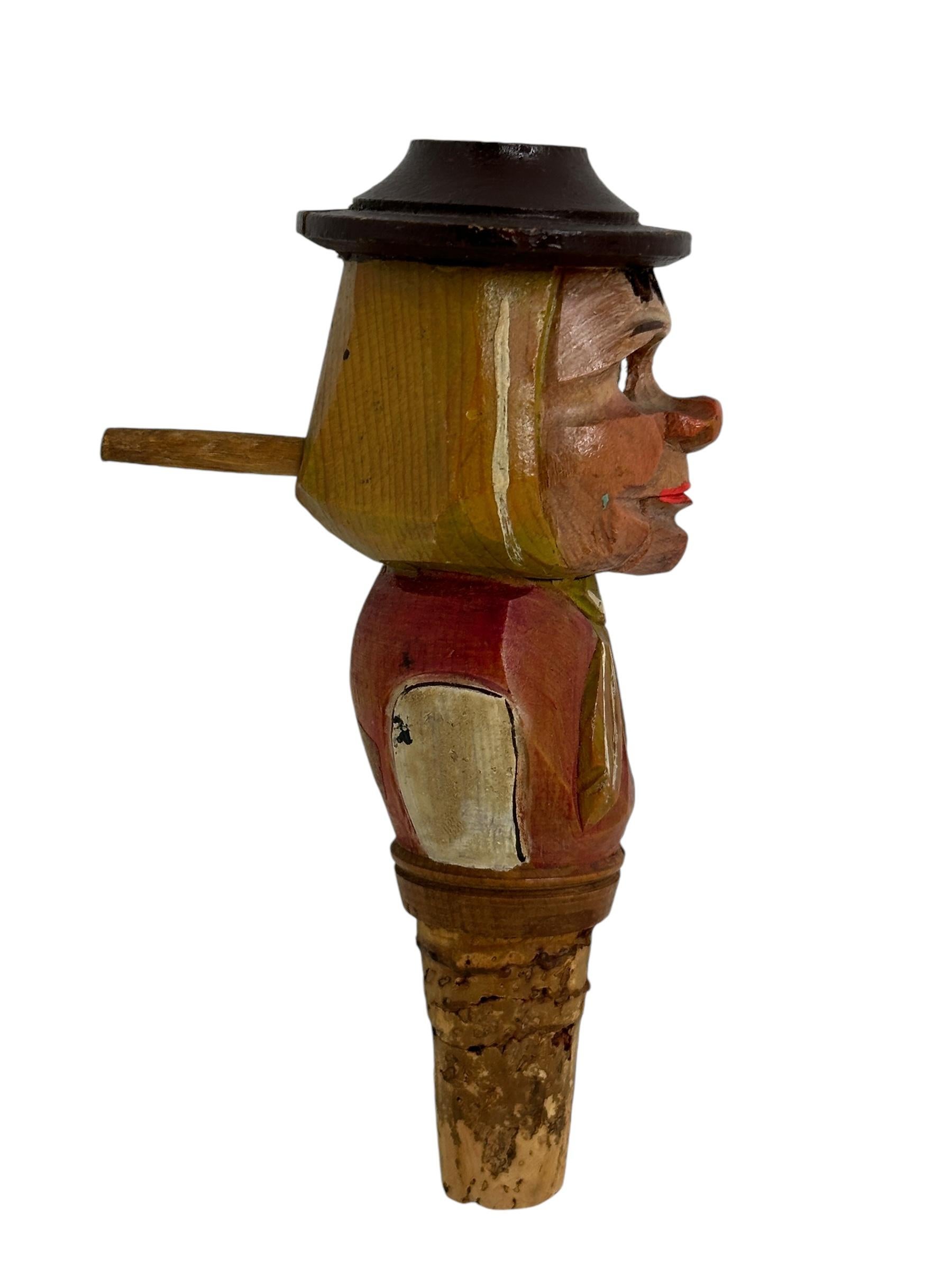 Man Hand Carved and Painted Black Forest Mechanical Wooden Bottle Stopper, 1930s In Good Condition For Sale In Nuernberg, DE