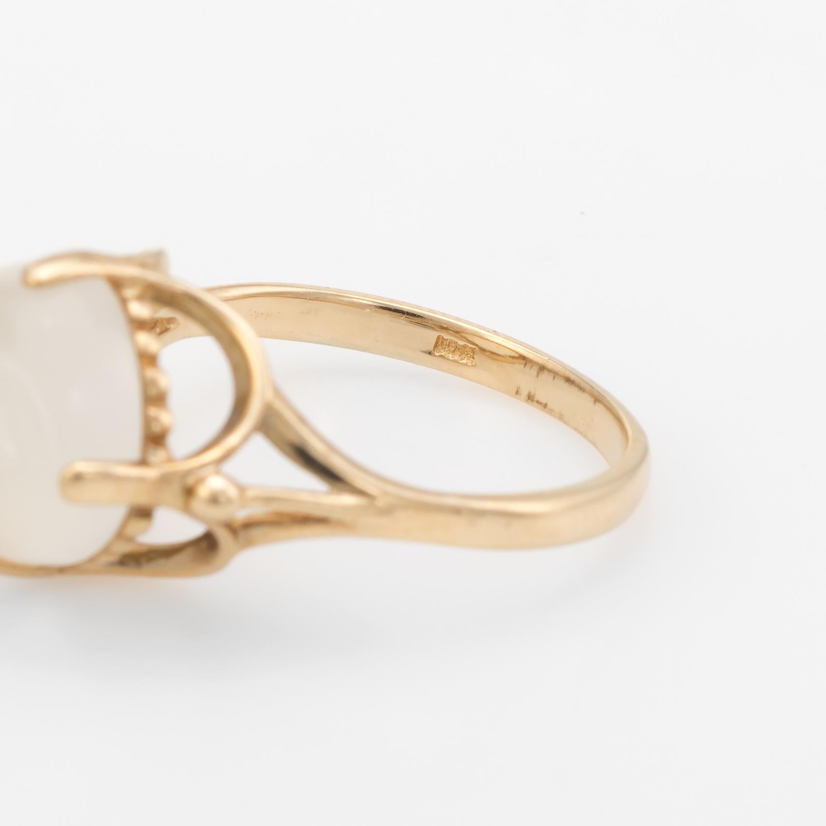 Man in the Moon Face Ring Vintage Moonstone 10 Karat Gold Celestial Jewelry In Excellent Condition In Torrance, CA