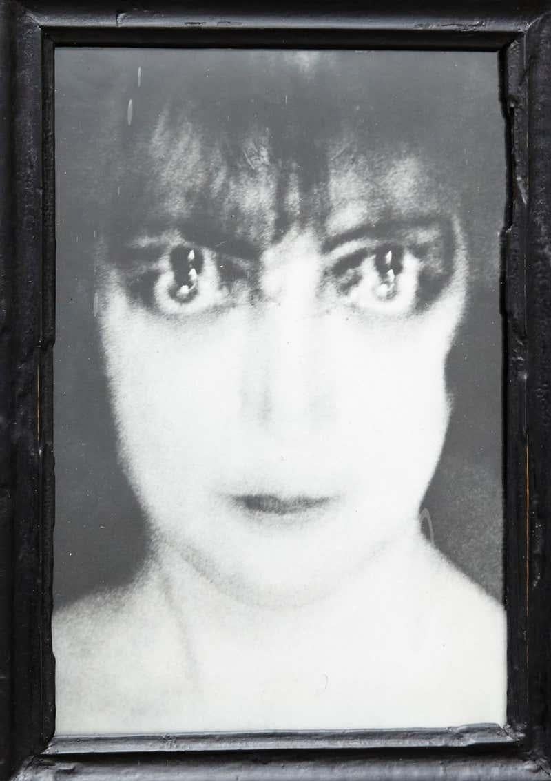 Man Ray archive photography of Markiza Casati in 1922.

Printed, circa 1970.

Gelatin silver bromide 24 x 18.

Man Ray (1890-1976) was an American visual artist who spent most of his career in France.

He was best known for his photography,