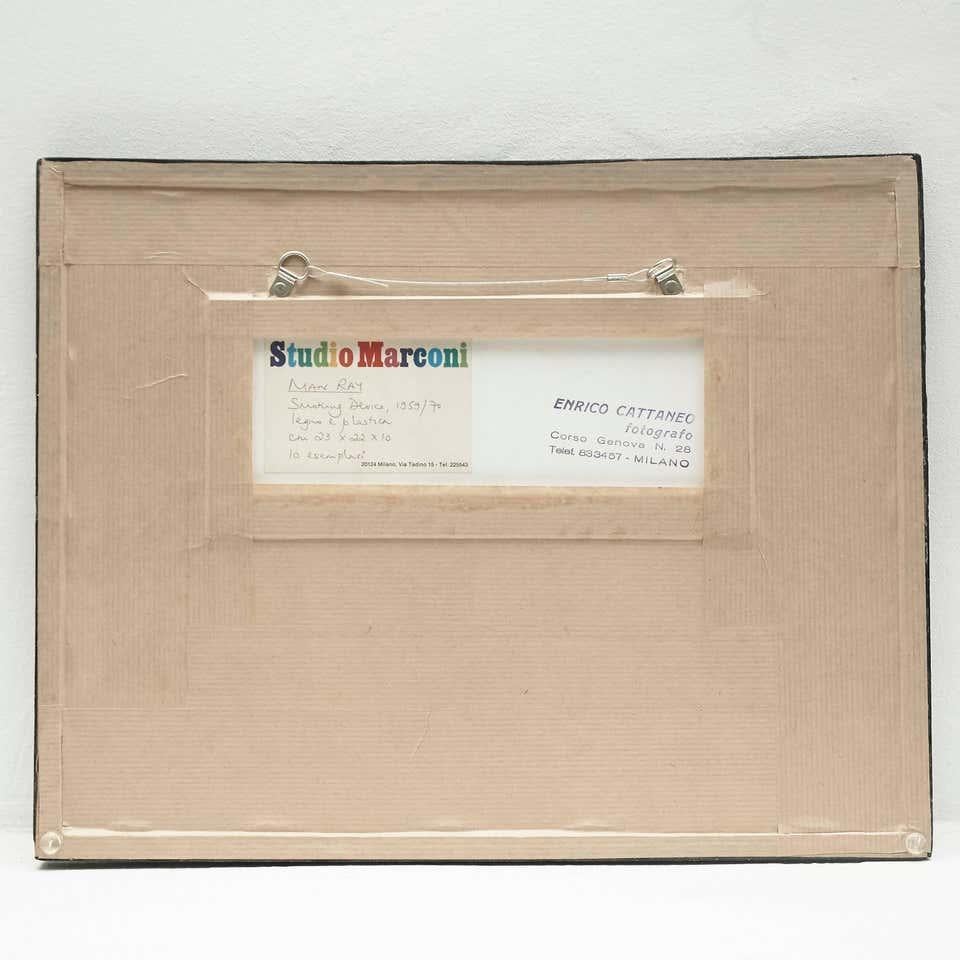 Man Ray Archive Fotografie von Rauchgeräten (Mitte des 20. Jahrhunderts) im Angebot
