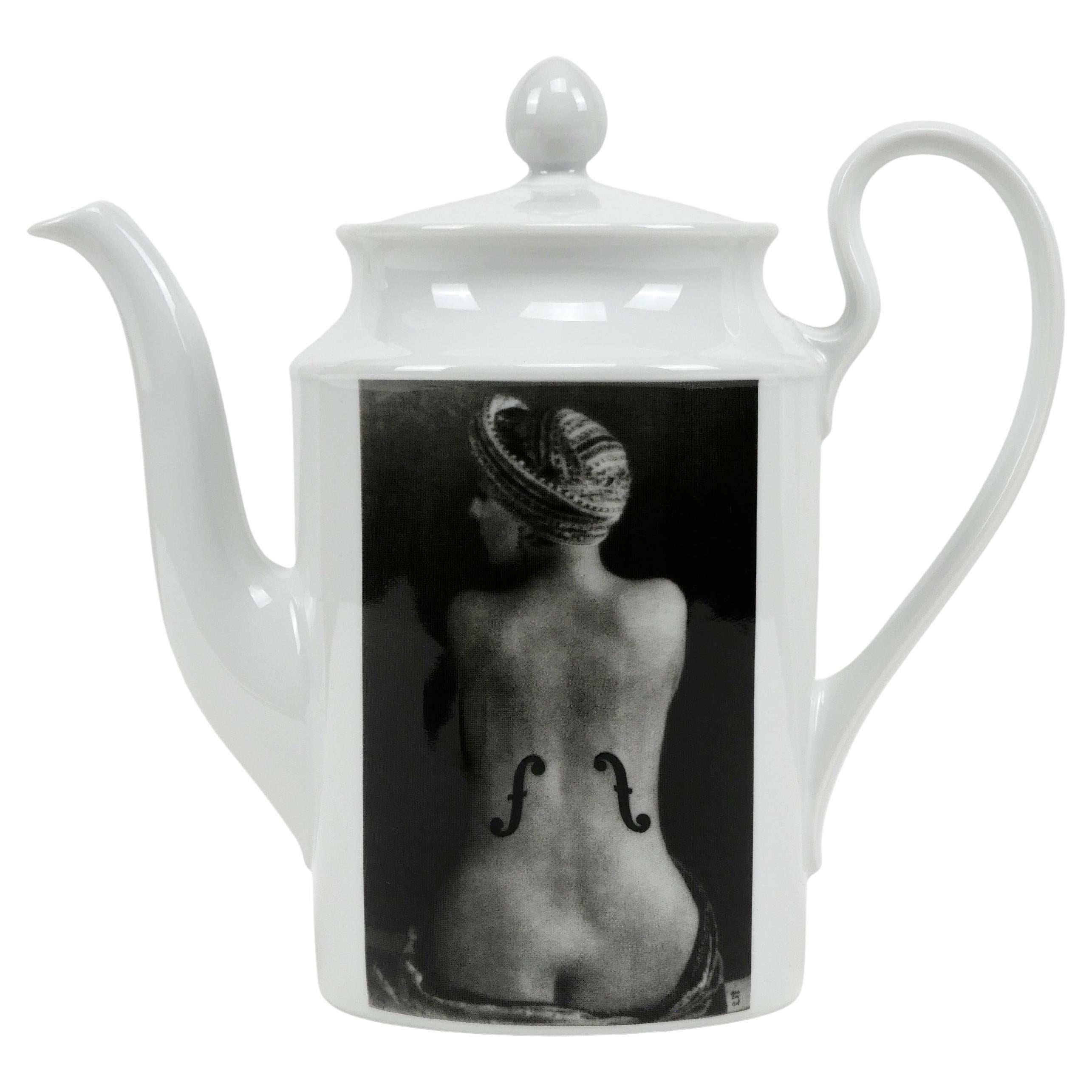 Man Ray, Coffee Pot 1993, Le Violon d'Ingres photo 1924 Man Ray trust Axis Paris