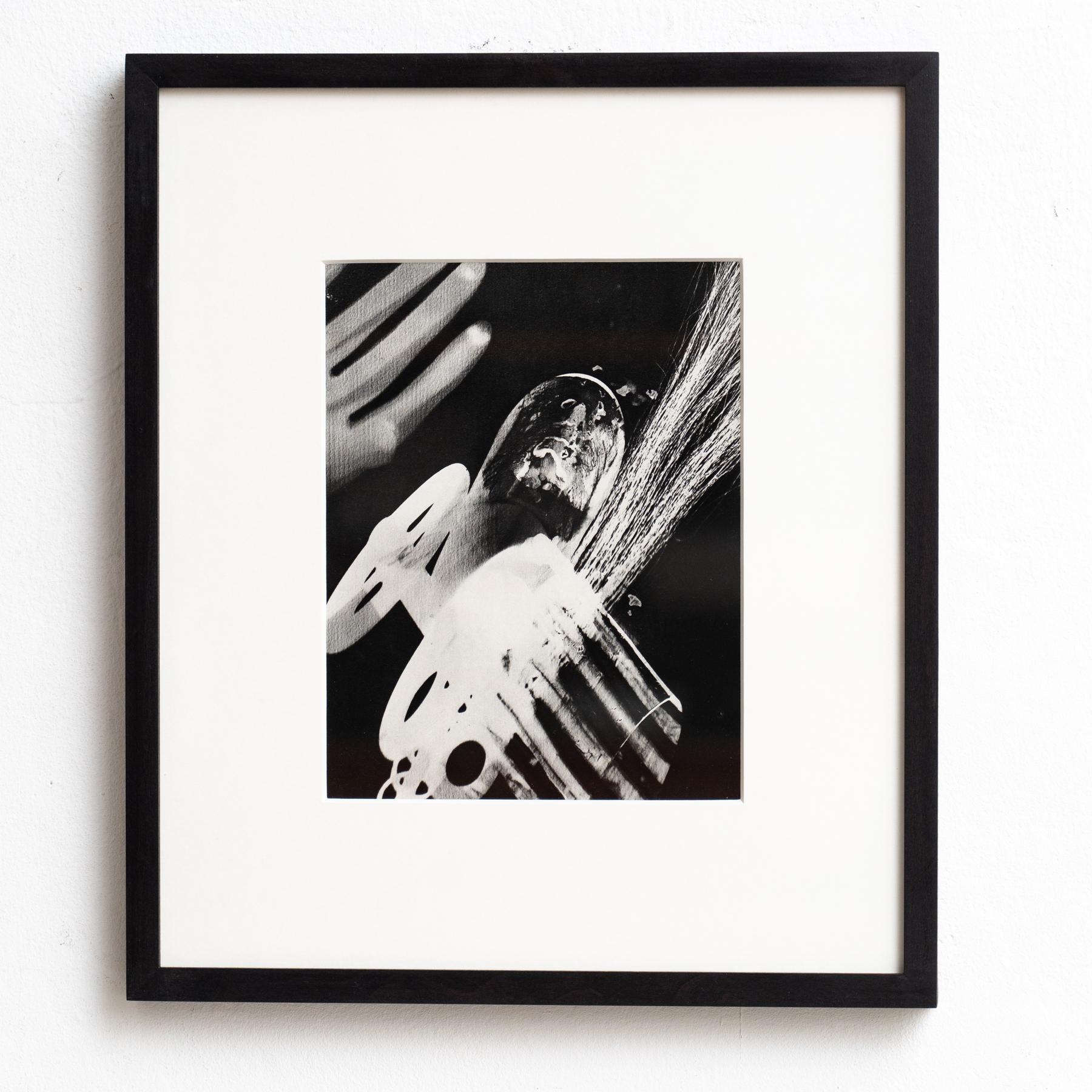 Rayógrafo Man Ray enmarcado en blanco y negro - Heliograbado de edición limitada en Bueno estado para la venta en Barcelona, Barcelona