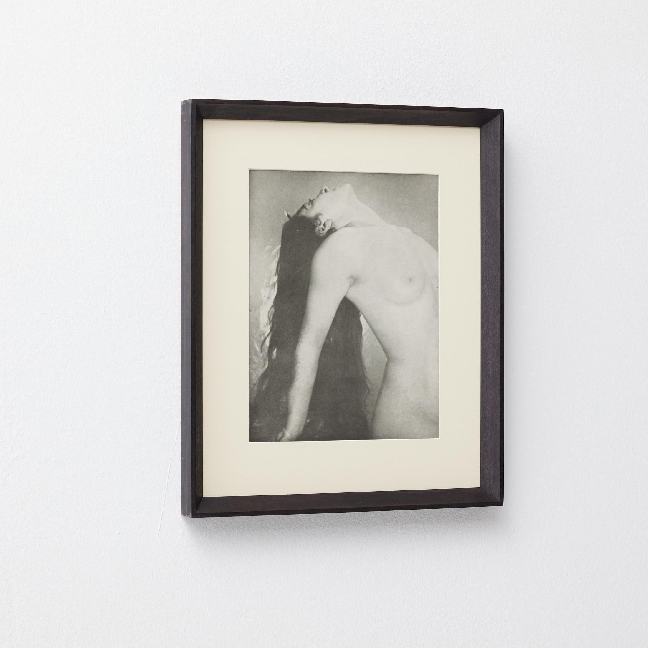 Man Ray - Akt 1930er Heliogravüre, Verve Magazin 1937, gerahmt (Moderne der Mitte des Jahrhunderts) im Angebot