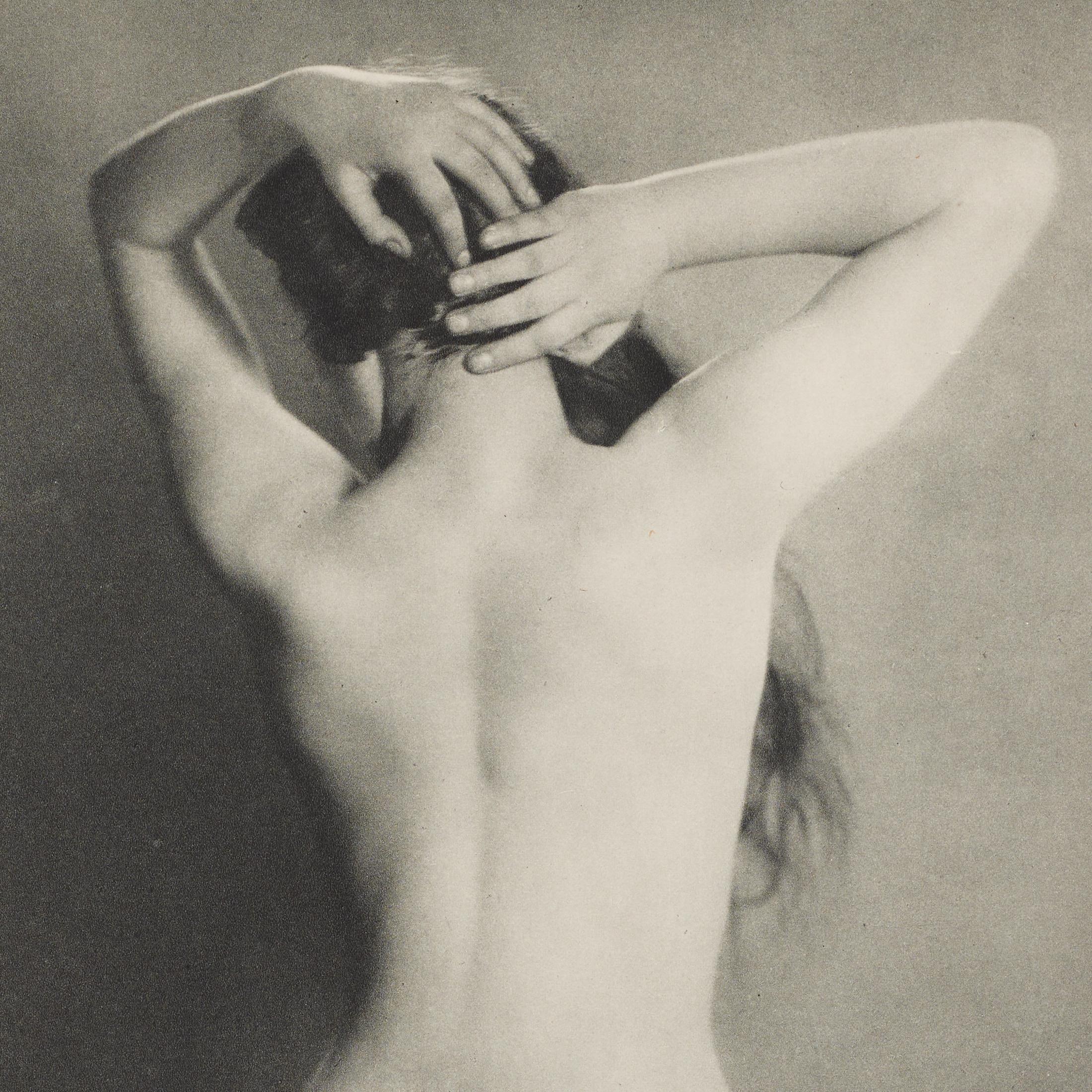 Man Ray - Nu de dos Héliogravure des années 1930, Verve Magazine 1937, encadré en vente 2