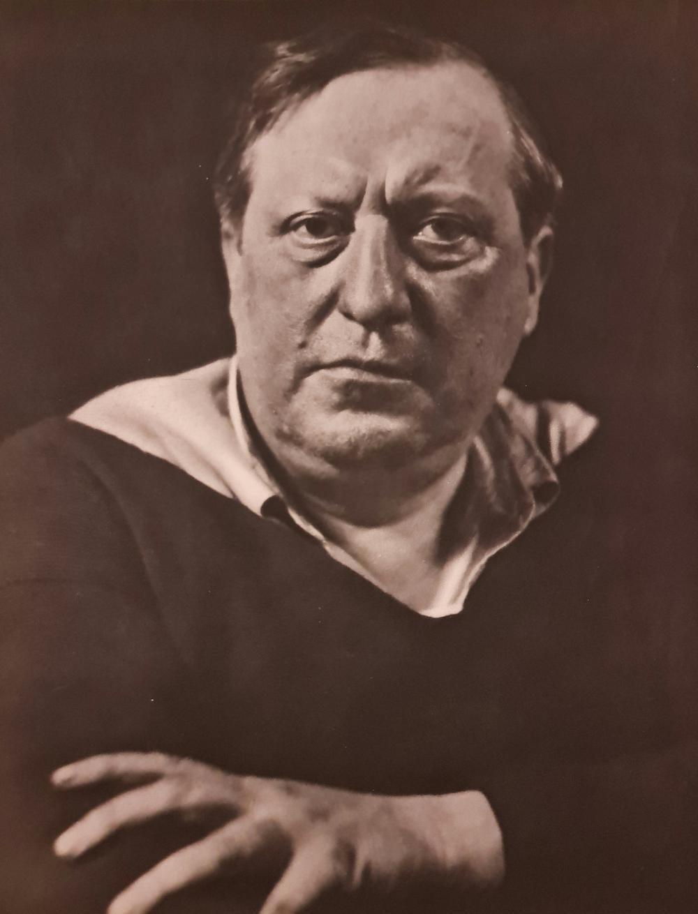 Man Ray Portrait Photograph – MAN RAY (1890-1976), ANDRE DERAIN, 1926 Fotogravur, FIRST EDITION