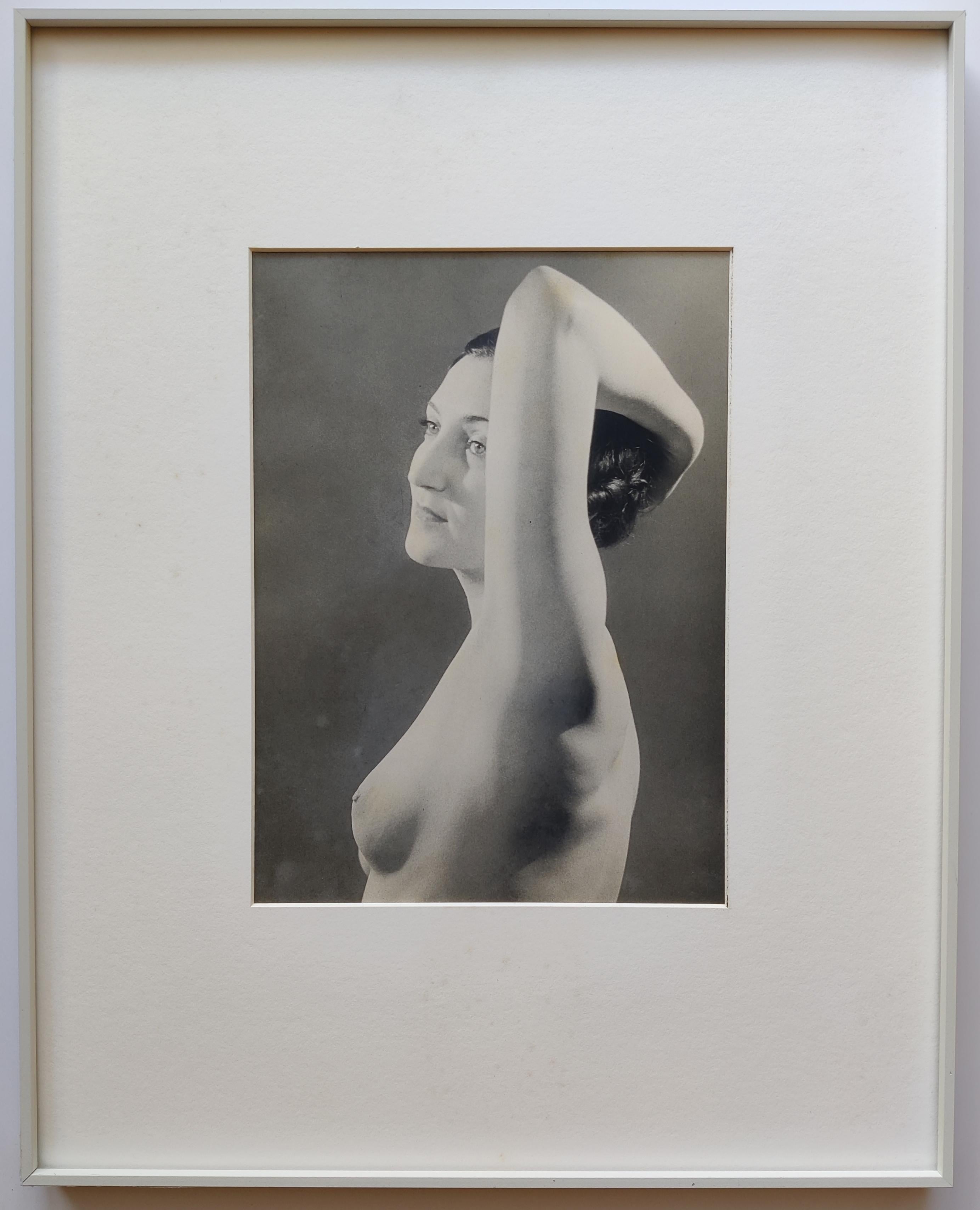 Man Ray -- Femmes #9, 1930S 1