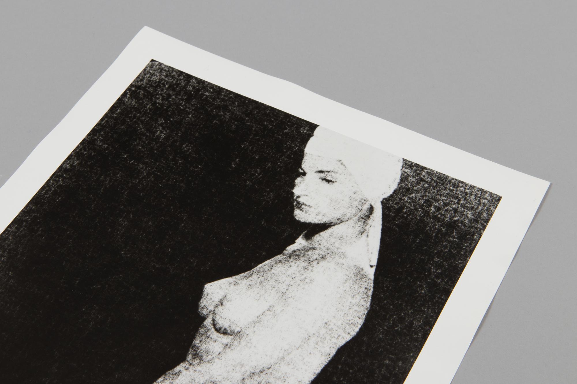 Man Ray, Juliet - 1932/1991, Stampa alla gelatina d'argento, Dada, Surrealismo, Arte moderna 3