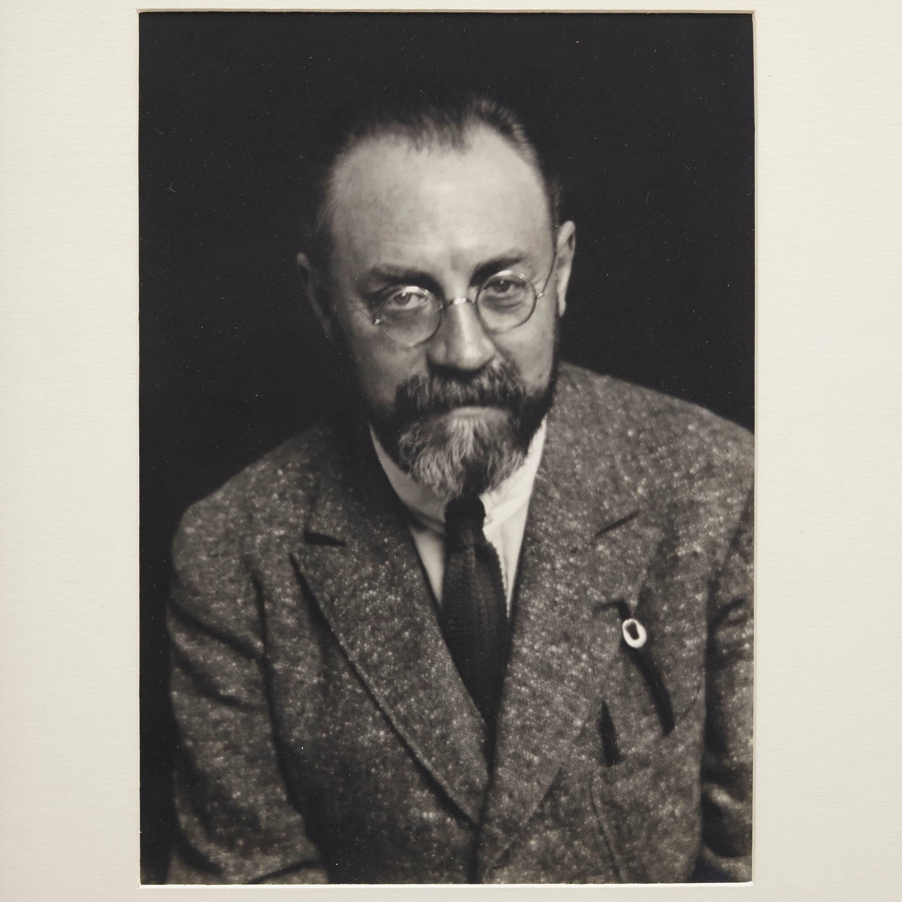 Portrait of Henri Matisse photographed by Man Ray, circa 1930.

A posthumous print from the original negative in 1977 by Pierre Gassmann.

Gelatin silver bromide.

Born (Philadelphia, 1890-Paris, 1976) Emmanuel Radnitzky, Man Ray adopted his