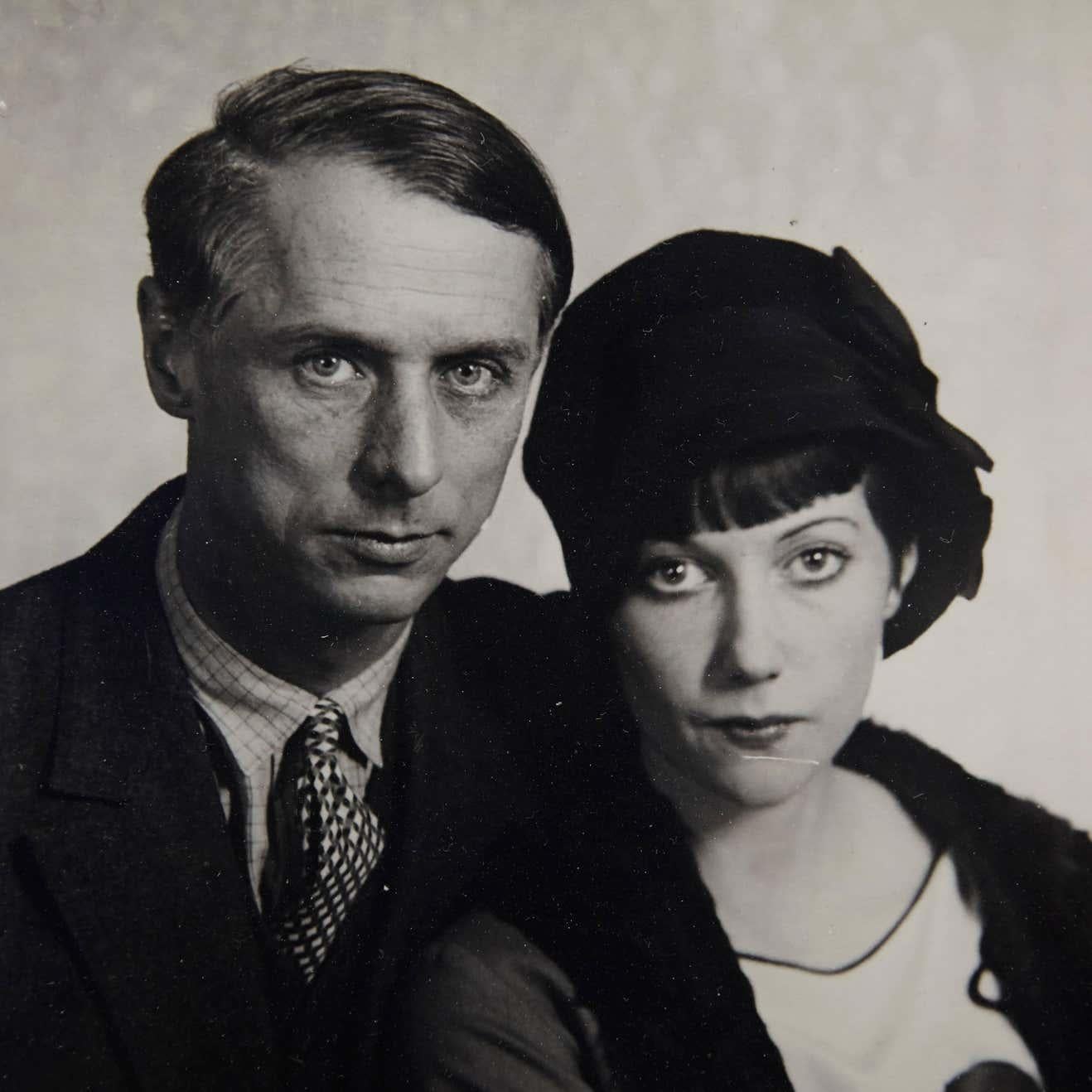 Man Ray-Fotografie von Max Ernst & Marie Berthe Aurenche (Moderne der Mitte des Jahrhunderts) im Angebot