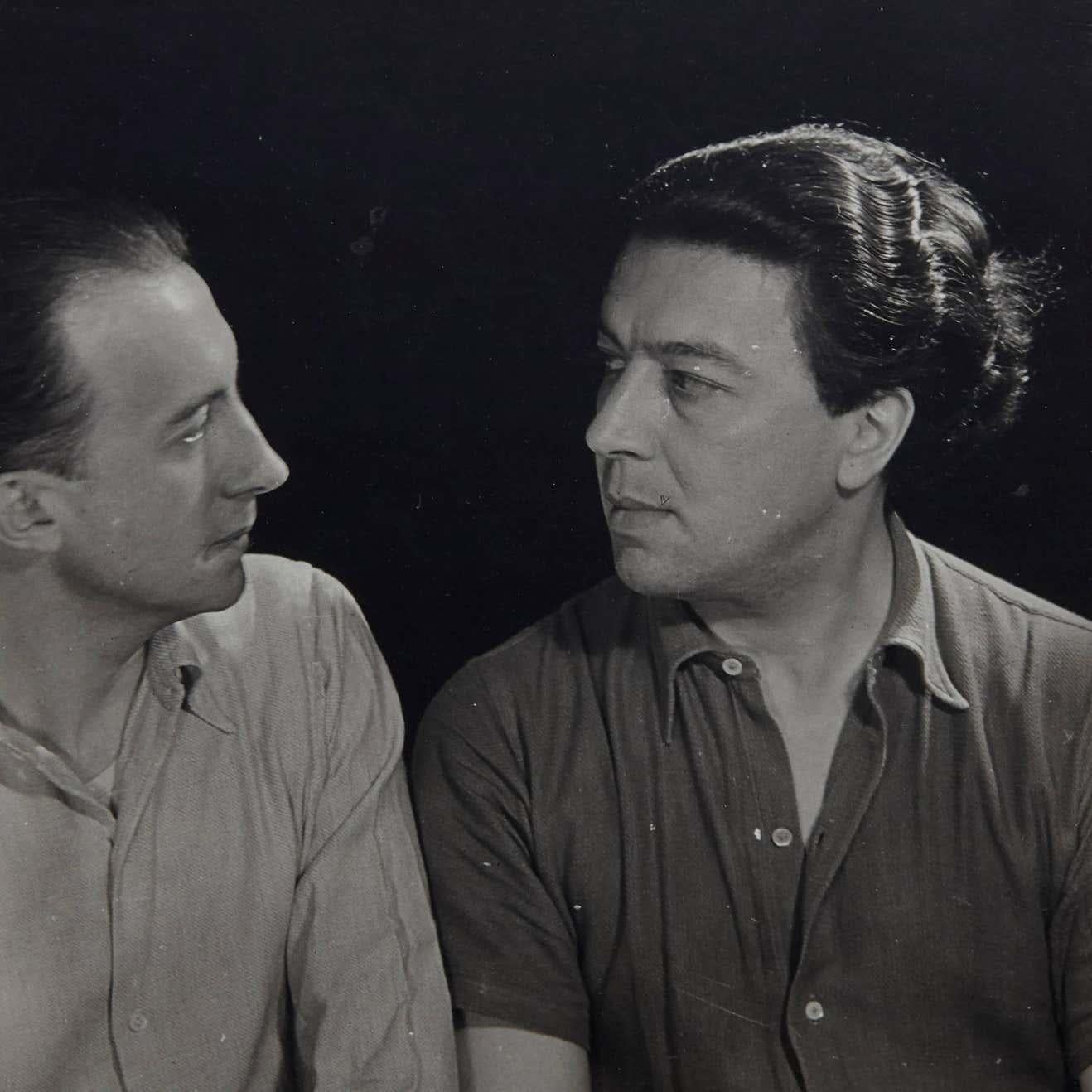 Man Ray Fotografie von Paul Eluard und André Breton (Moderne der Mitte des Jahrhunderts) im Angebot