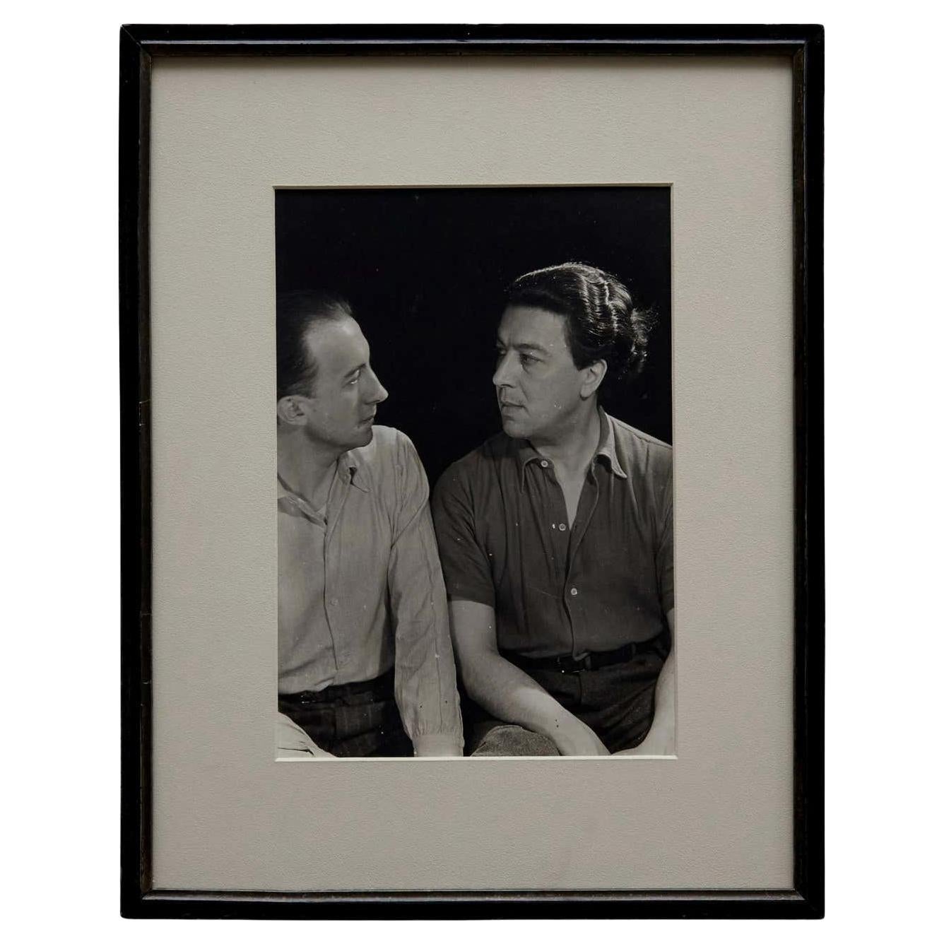 Photographie par Man Ray de Paul Eluard et André Breton