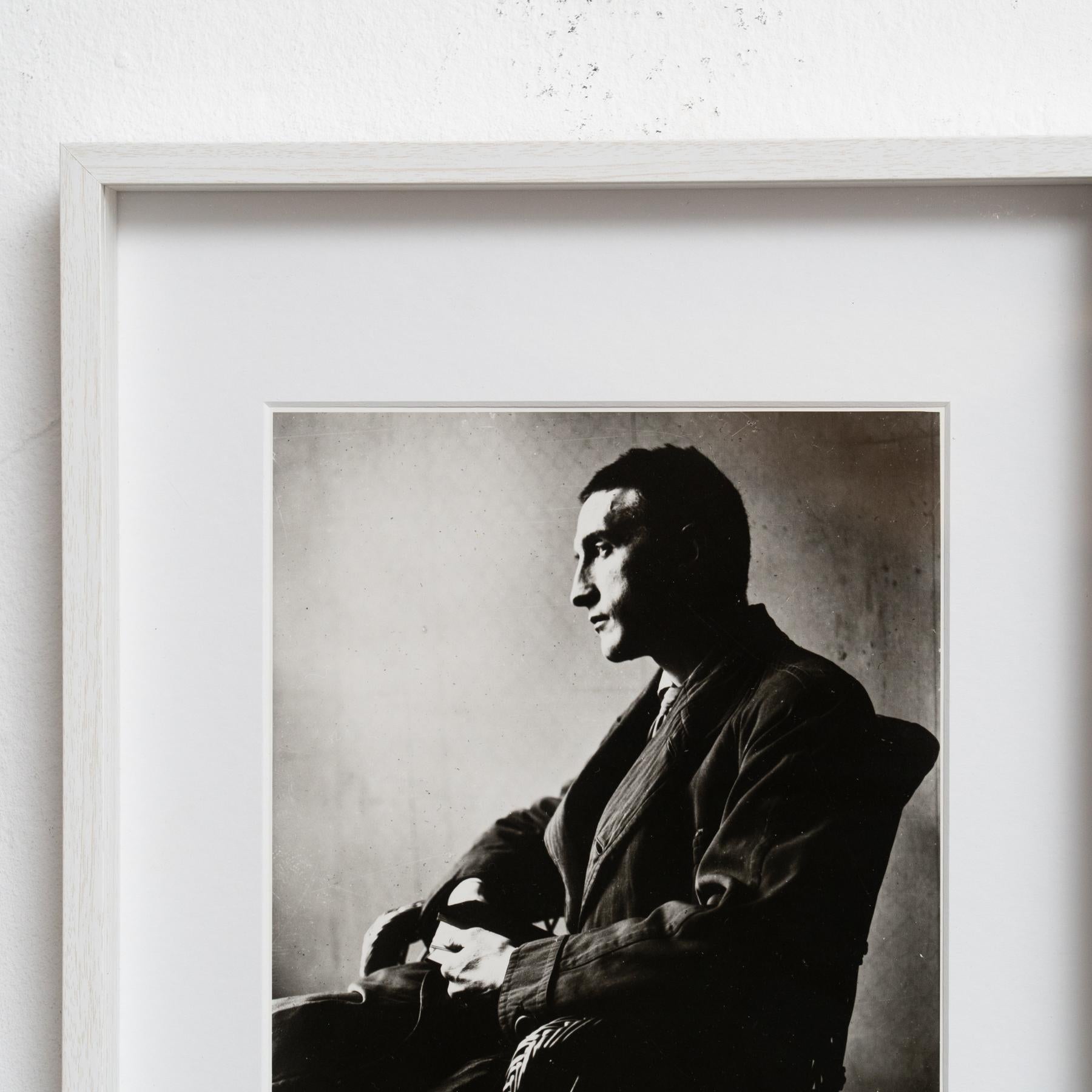 Man Ray – Portrait of Marcel Duchamp, 1916/1991, Black and White Photography In Good Condition For Sale In Barcelona, Barcelona