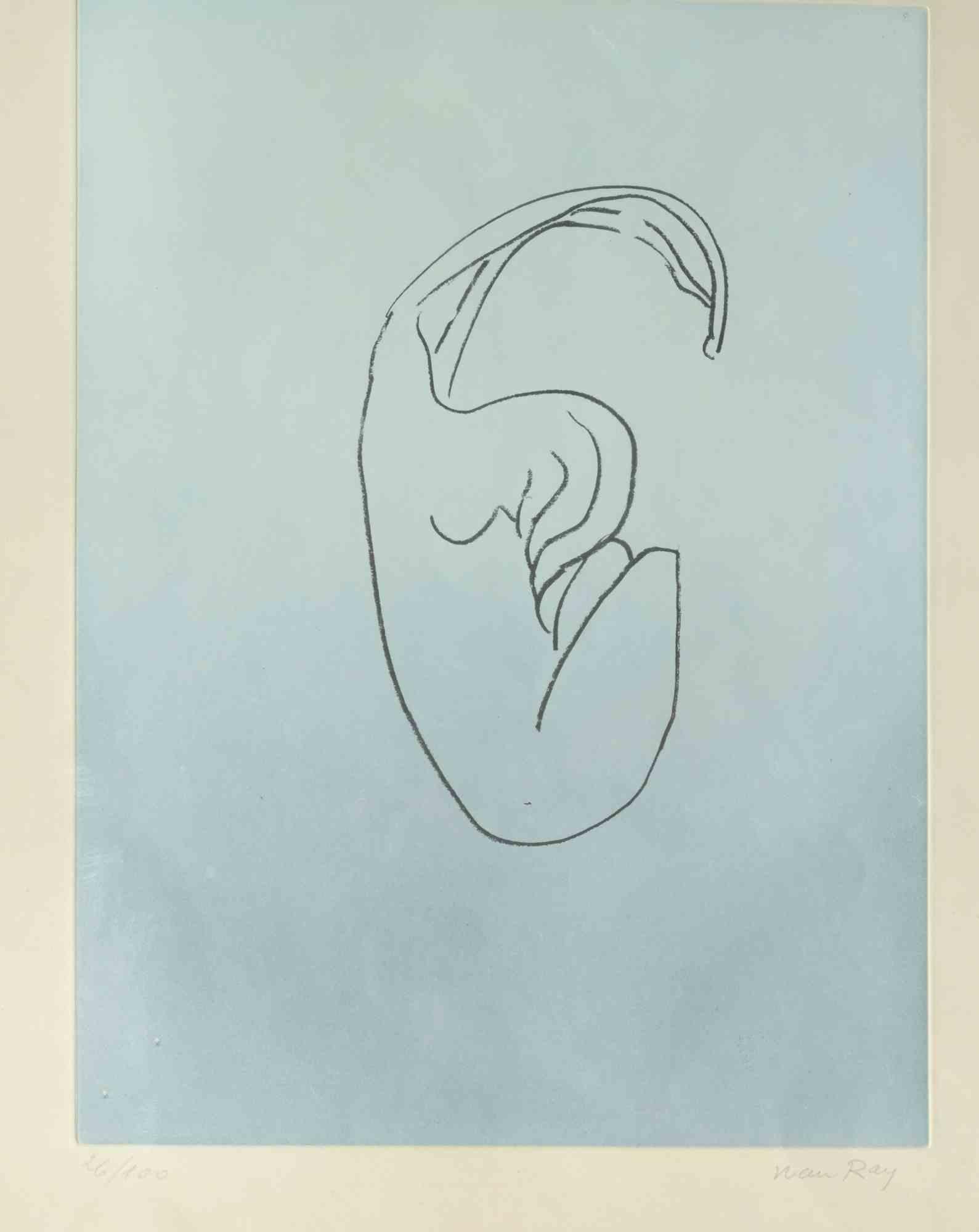 Les Anatomes, Plate F is a contemporary artwork realized by Man Ray in 1970

Mixed colored etching

Hand signed and numbered in pencil.

Edition 26/100

Ref. Anselmino 70F

Includes frame. 

Good conditions (light browning of paper)